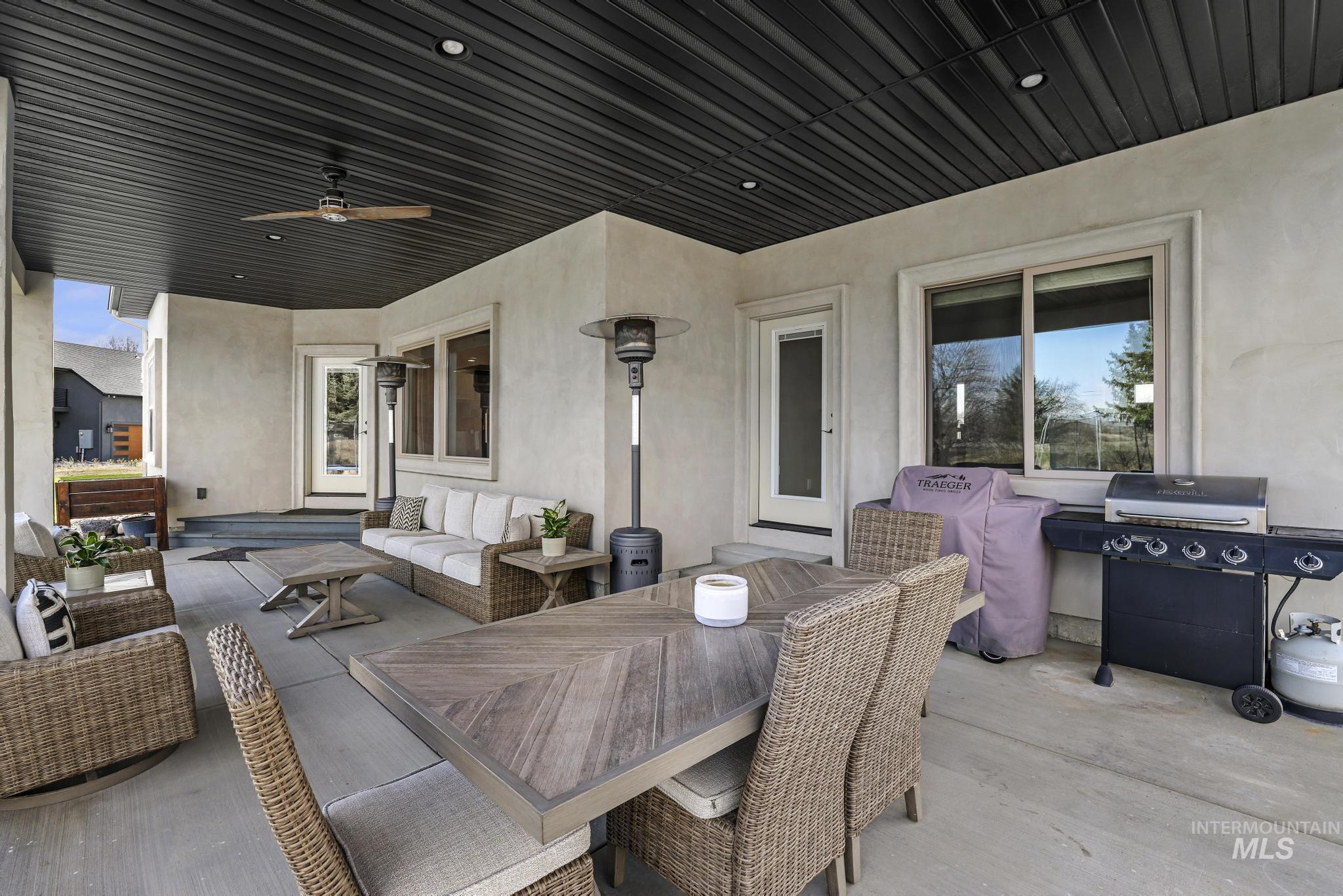 4049 Quail Ridge Drive Property Photo 42