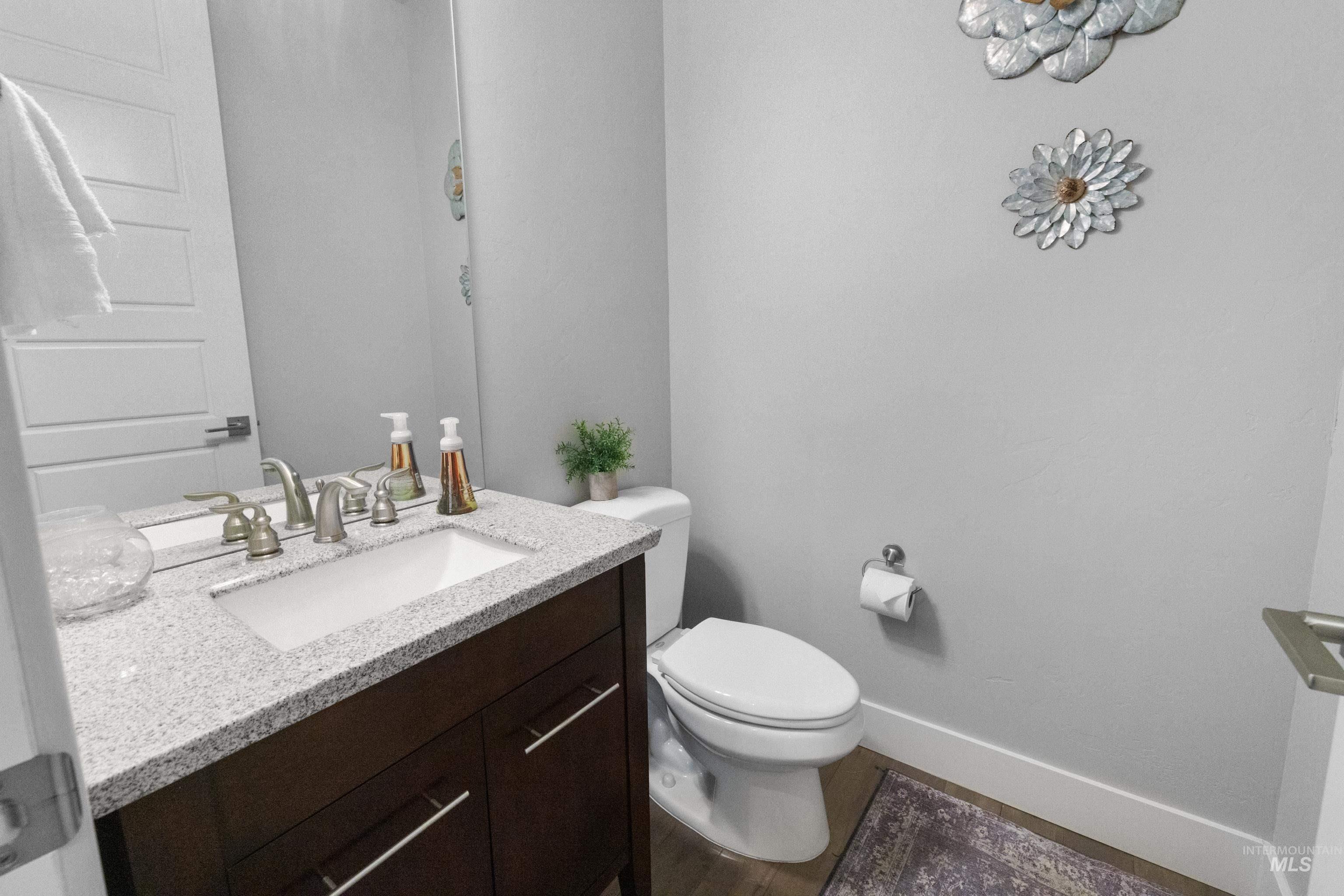 1211 E Spinnaker Property Photo 12