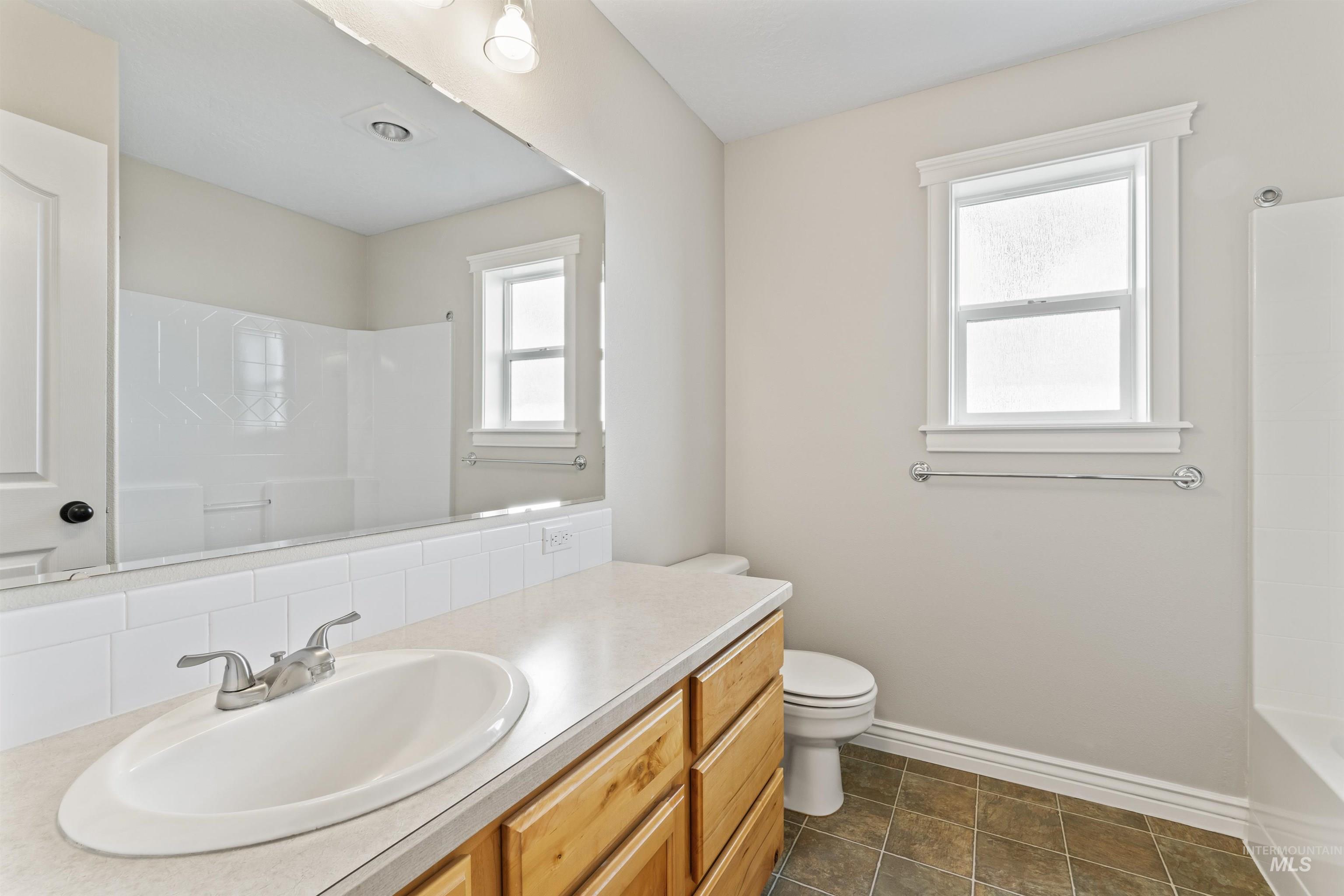 6104 E Locust Ln Property Photo 26