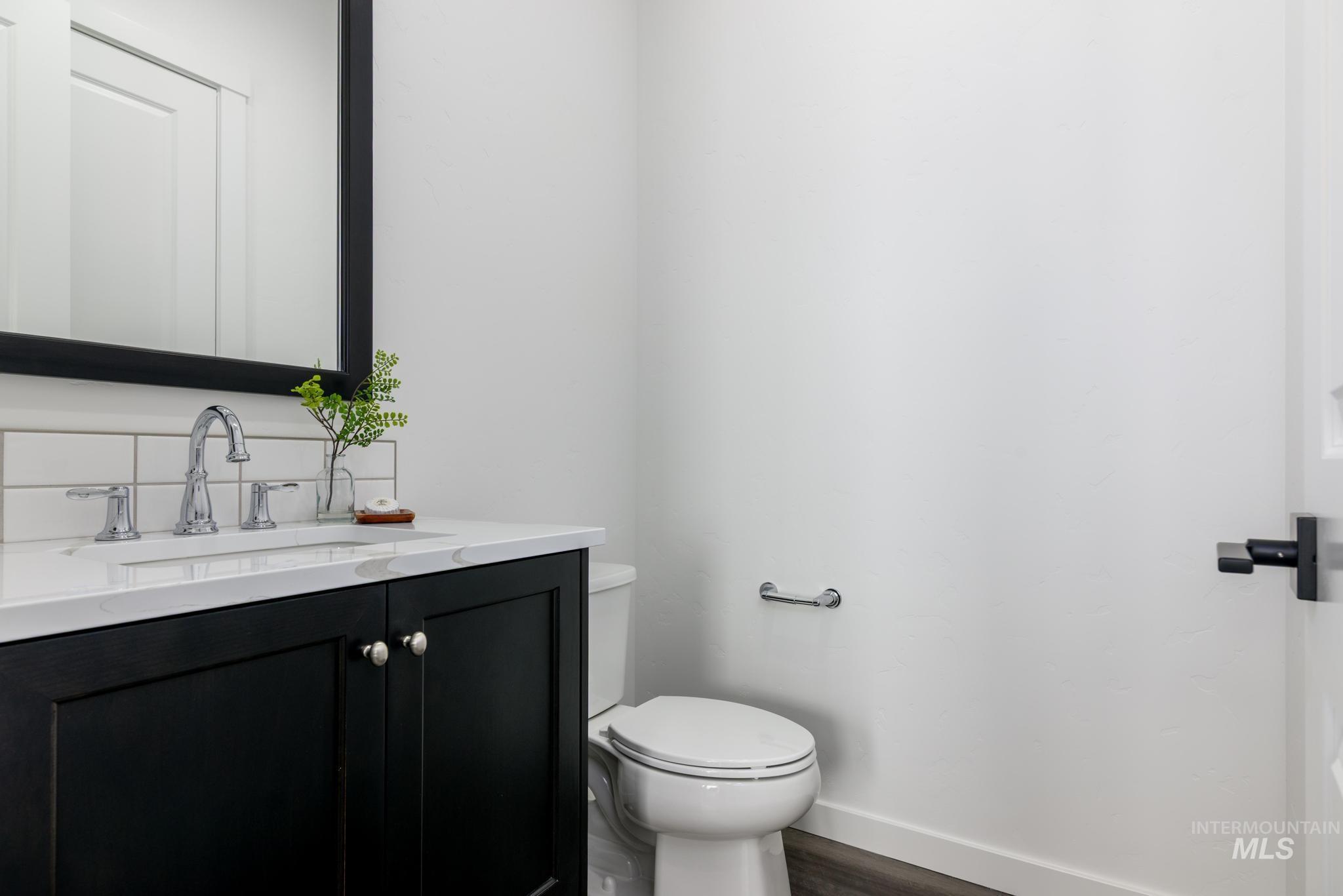 3701 N San Carlos Way Property Photo 23