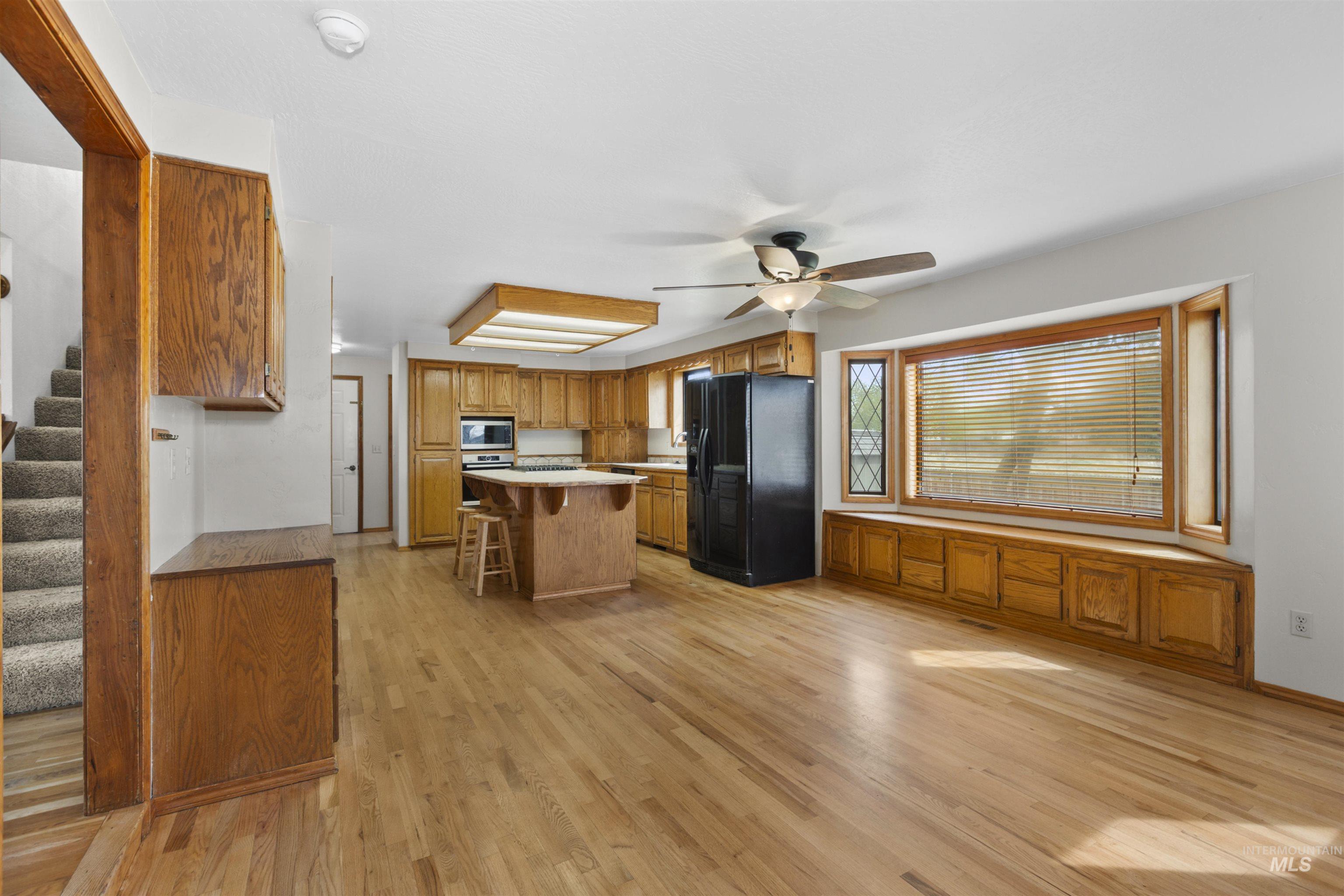 1541 S Oriole Way Property Photo 14