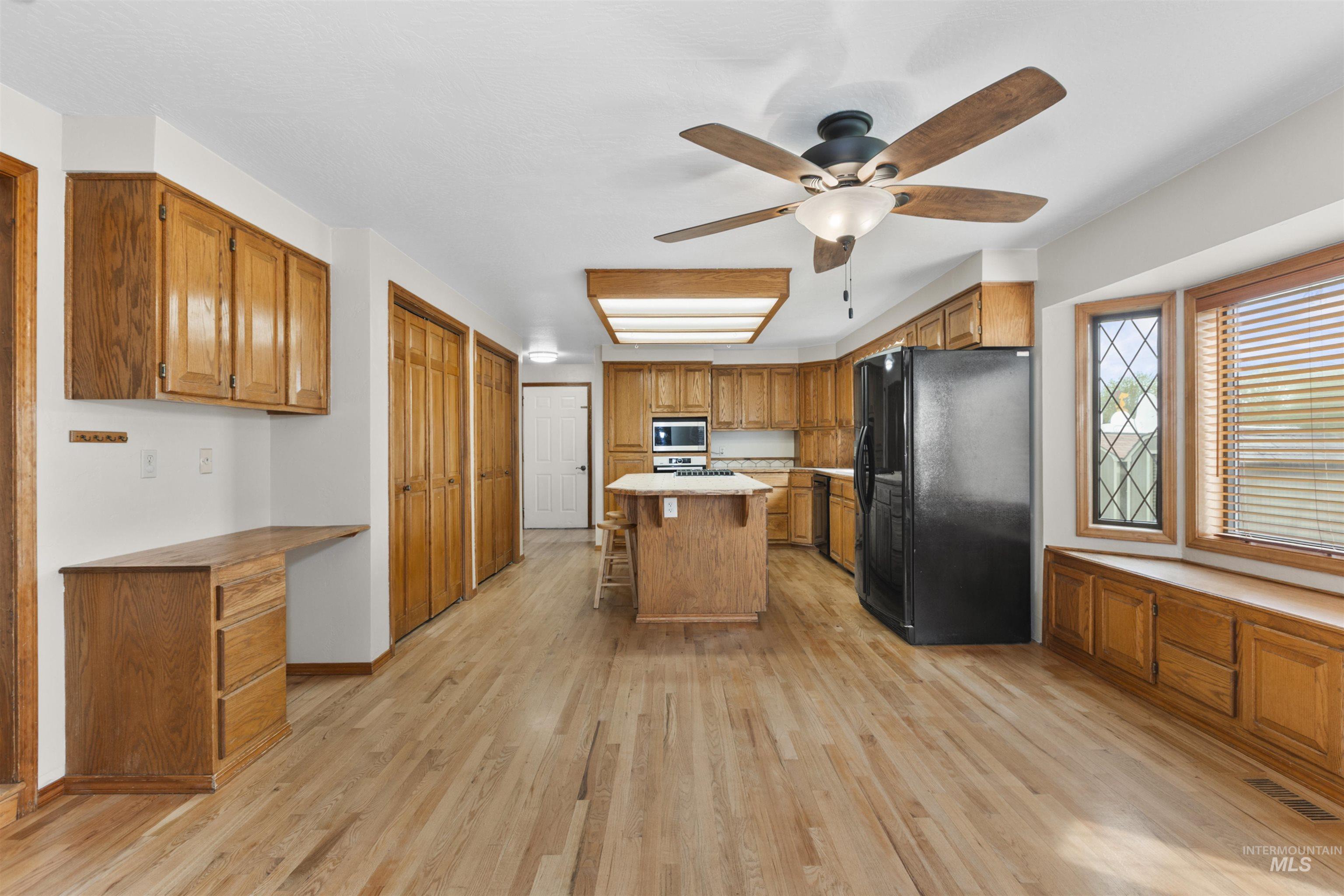 1541 S Oriole Way Property Photo 15