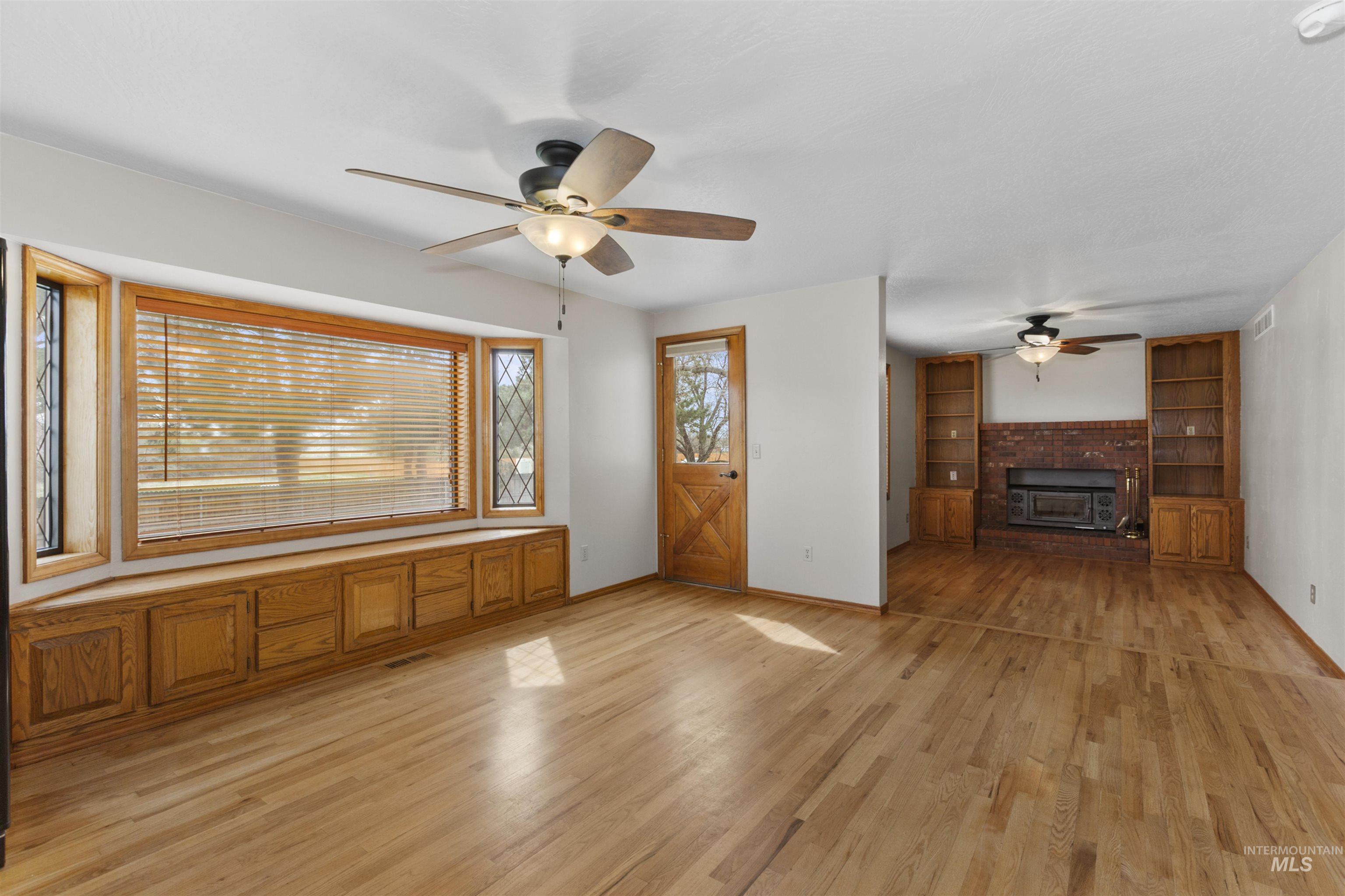 1541 S Oriole Way Property Photo 16
