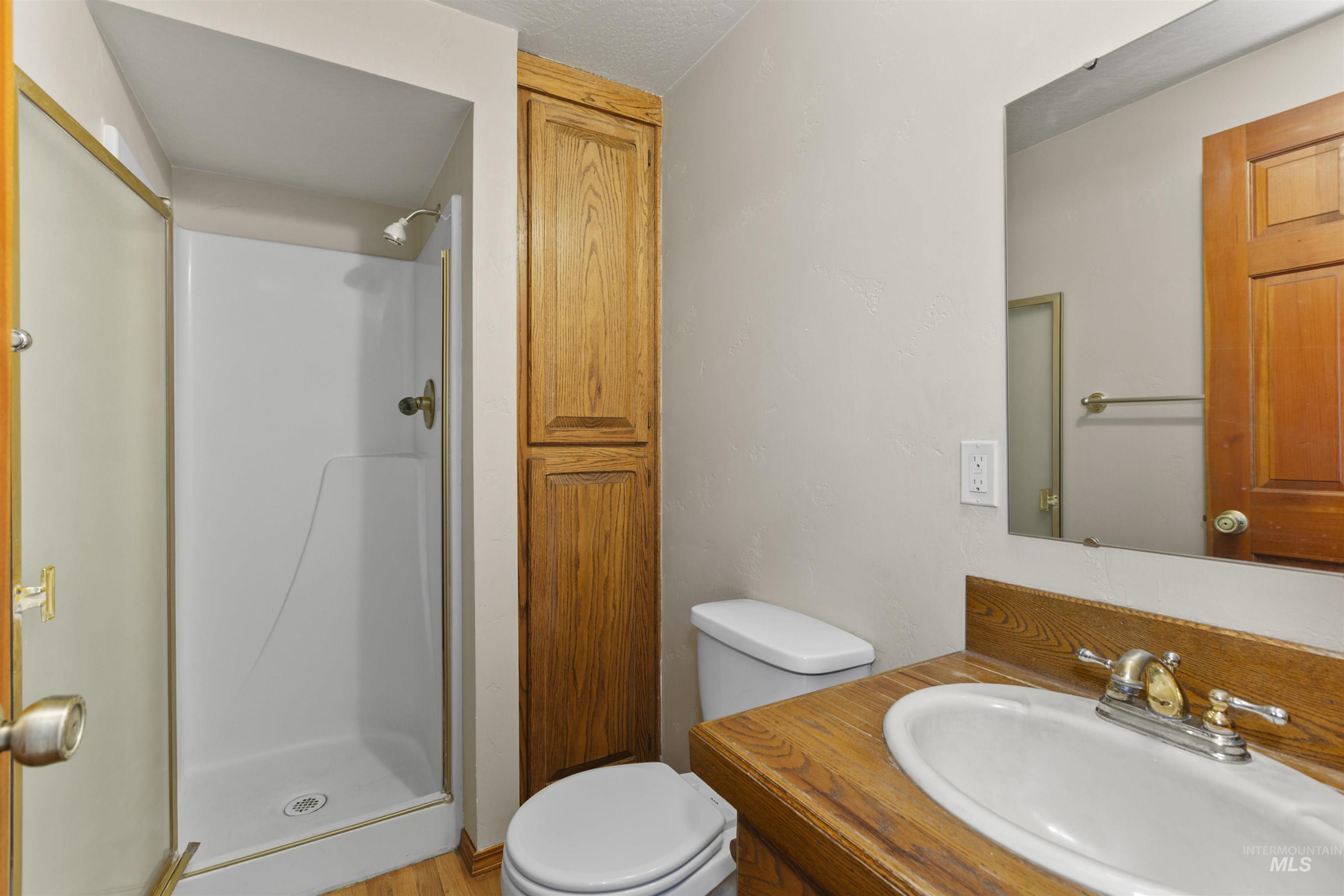1541 S Oriole Way Property Photo 18