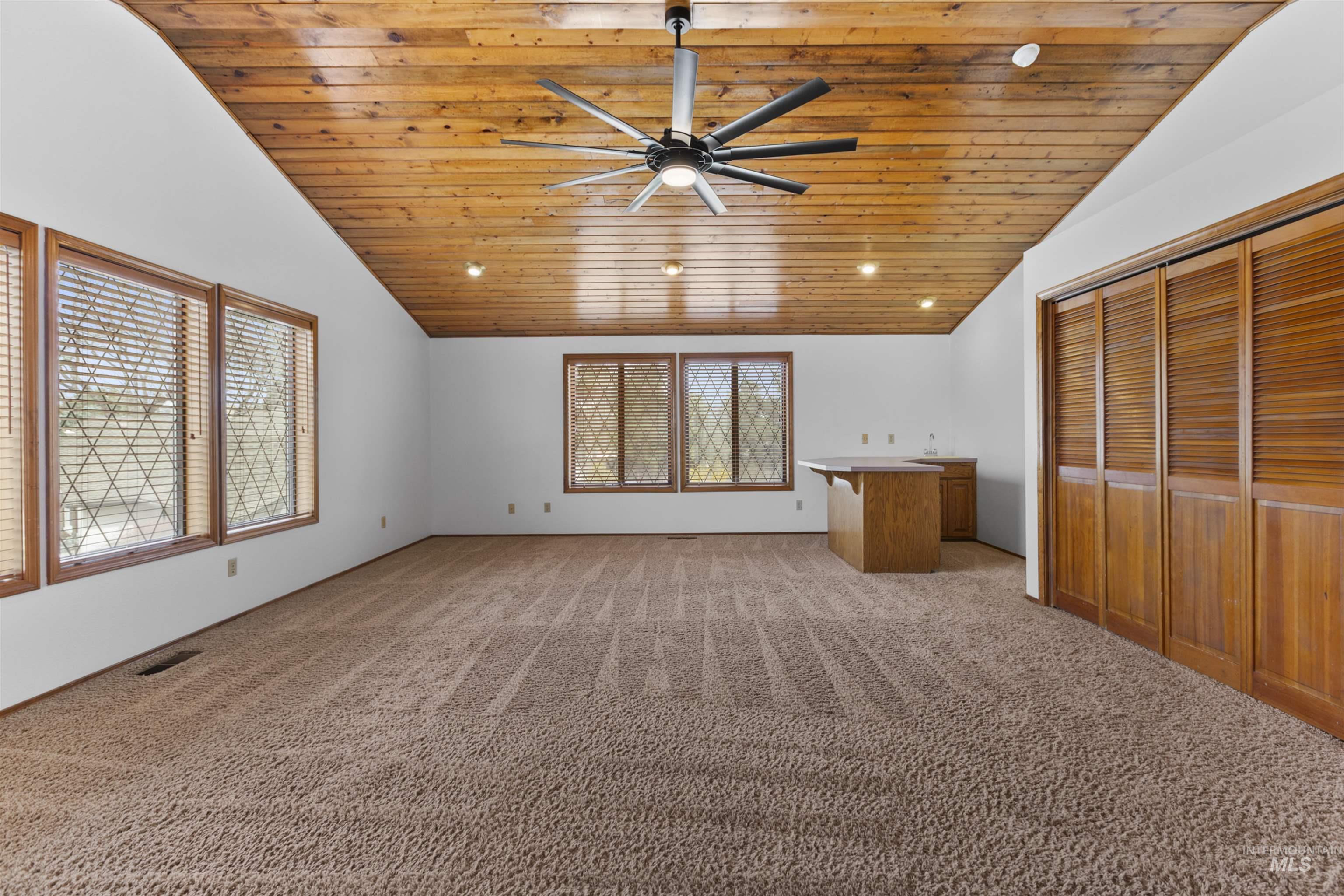 1541 S Oriole Way Property Photo 34