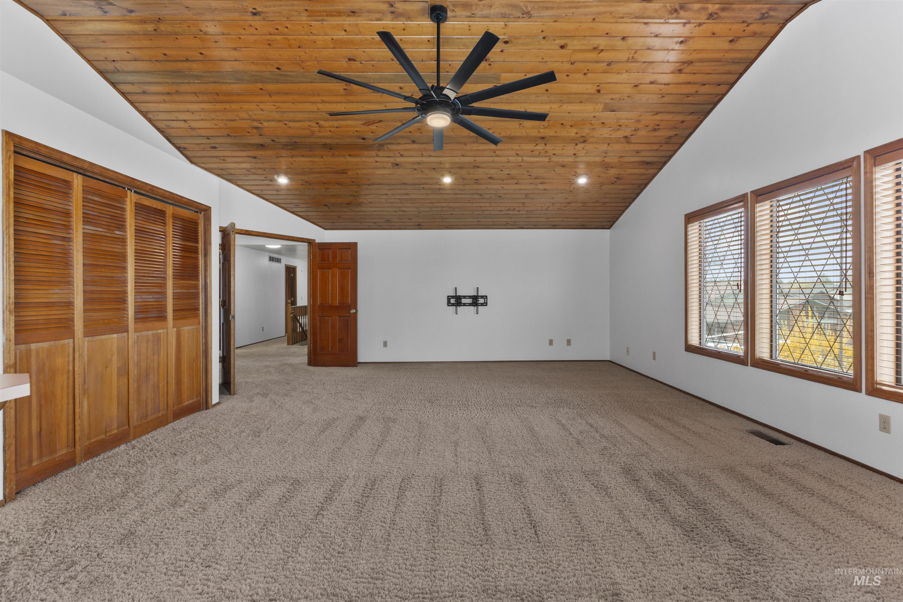 1541 S Oriole Way Property Photo 37