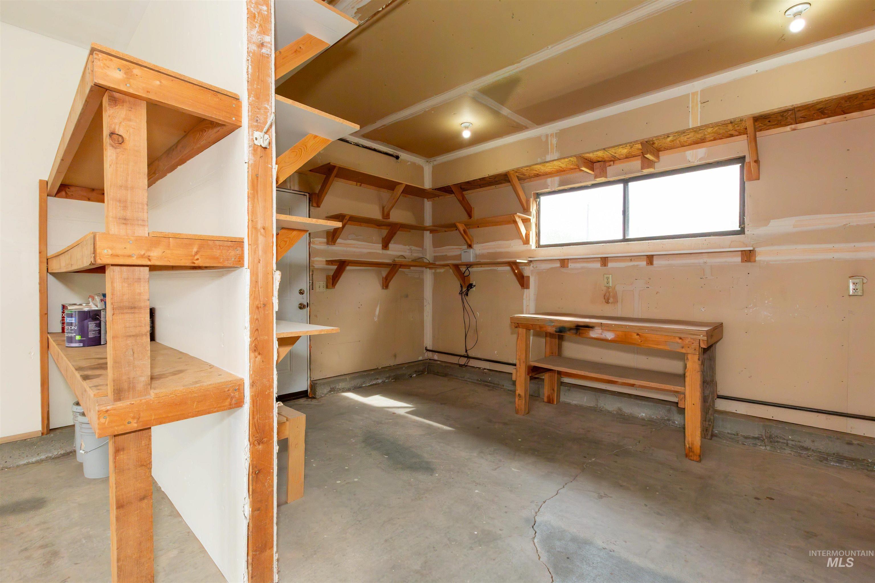 1541 S Oriole Way Property Photo 41