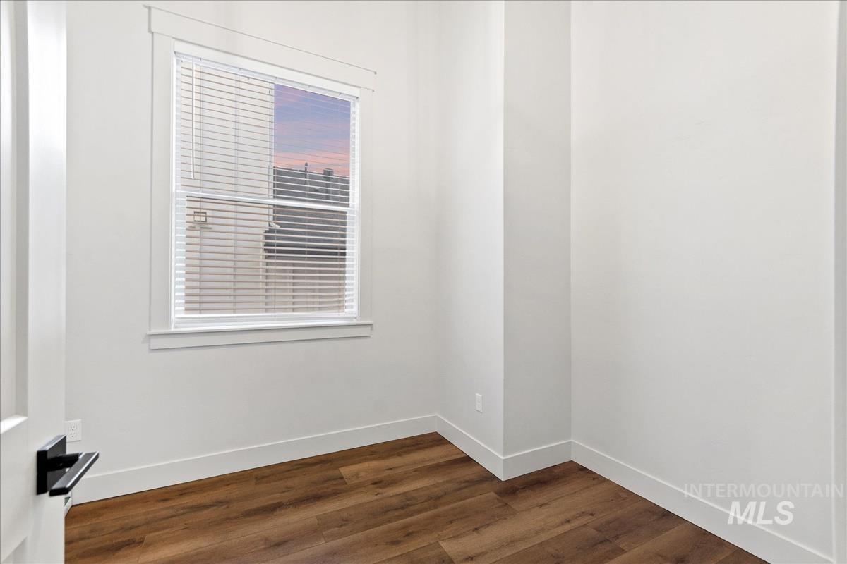 6381 W Tobi Ln Property Photo 5