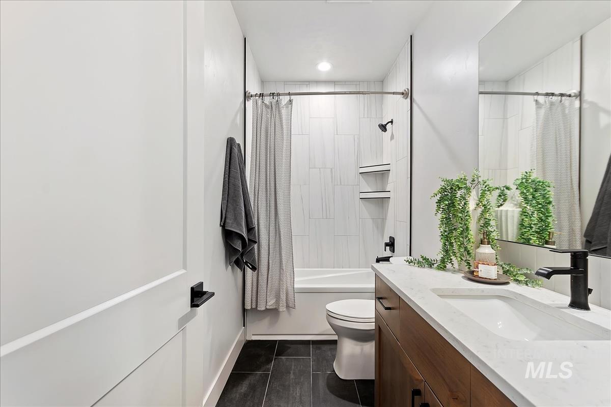 6381 W Tobi Ln Property Photo 32