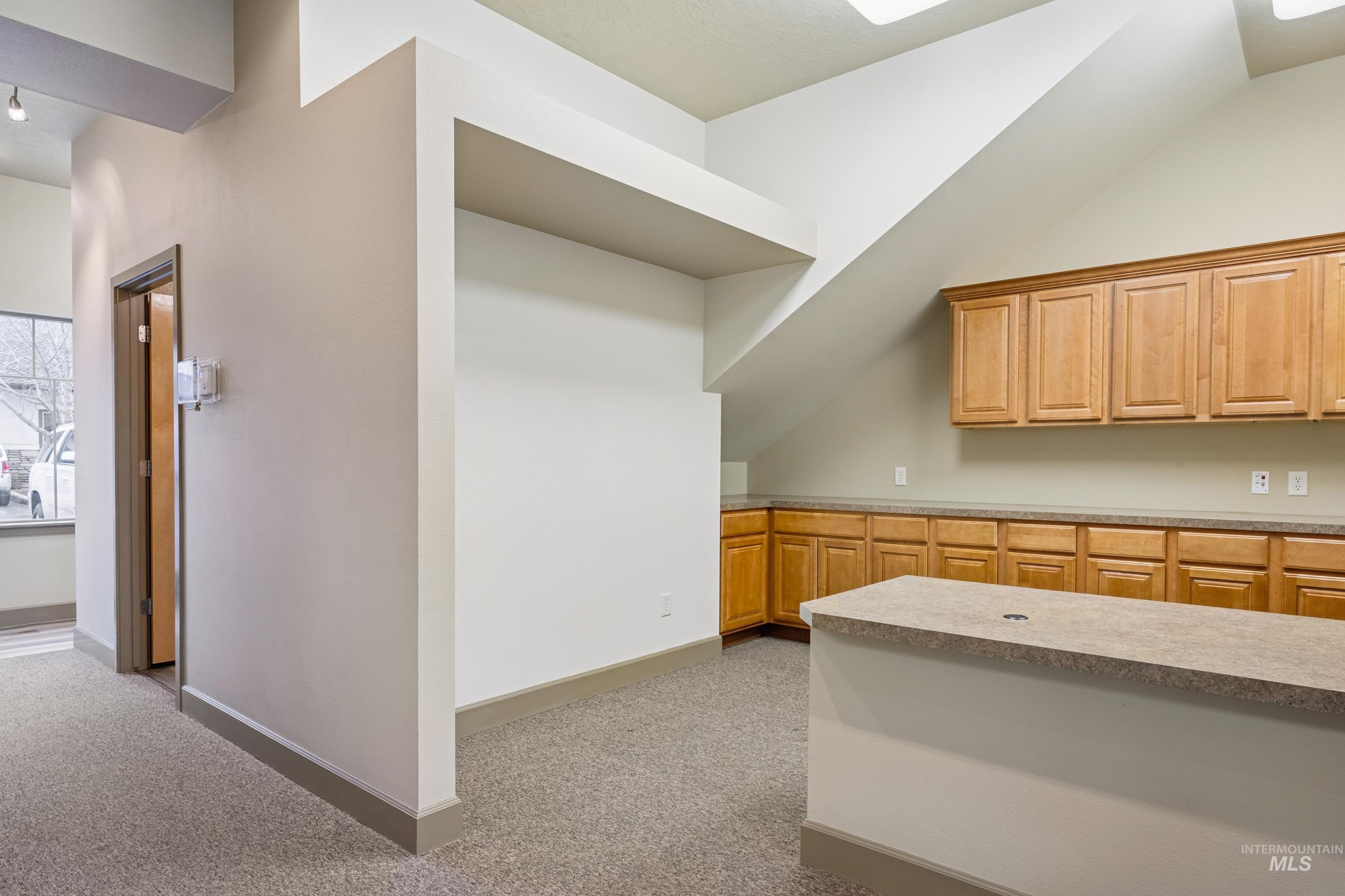 1093 E Iron Eagle Drive- Suite 125 Property Photo 13