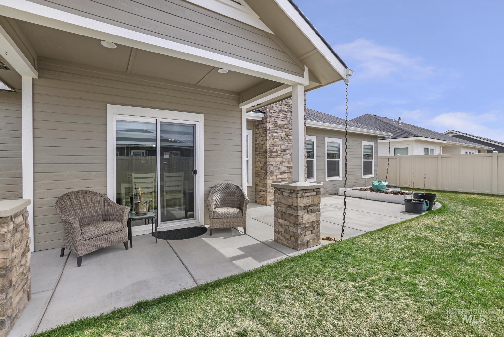 1051 Dunnigan St Property Photo 31