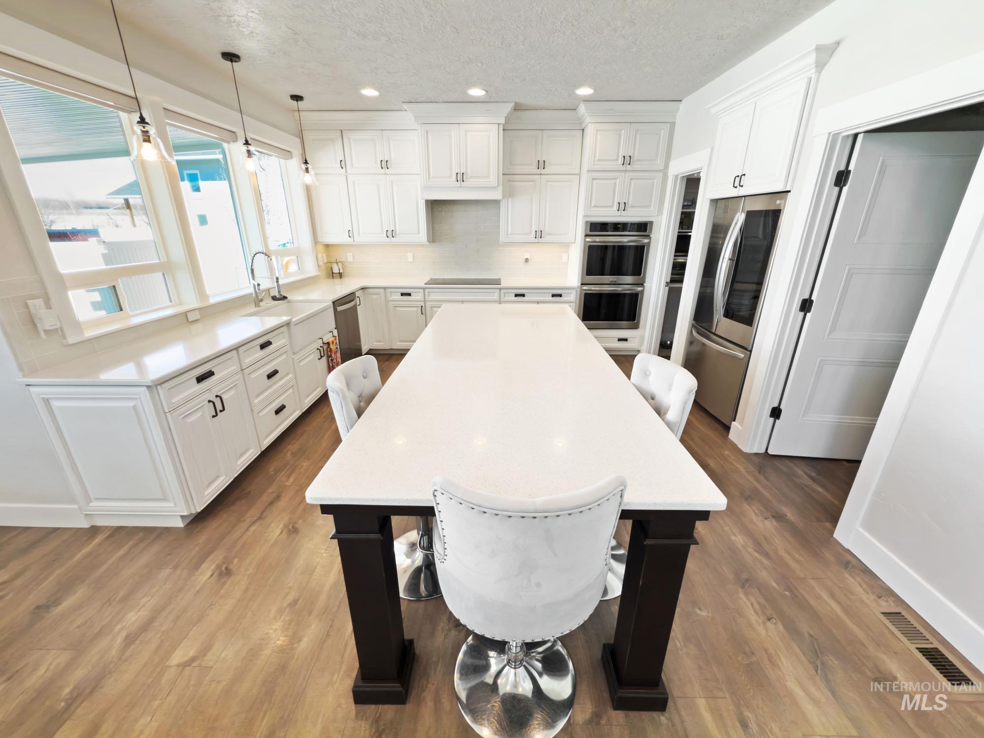 7063 S Pear Blossom Property Photo 17