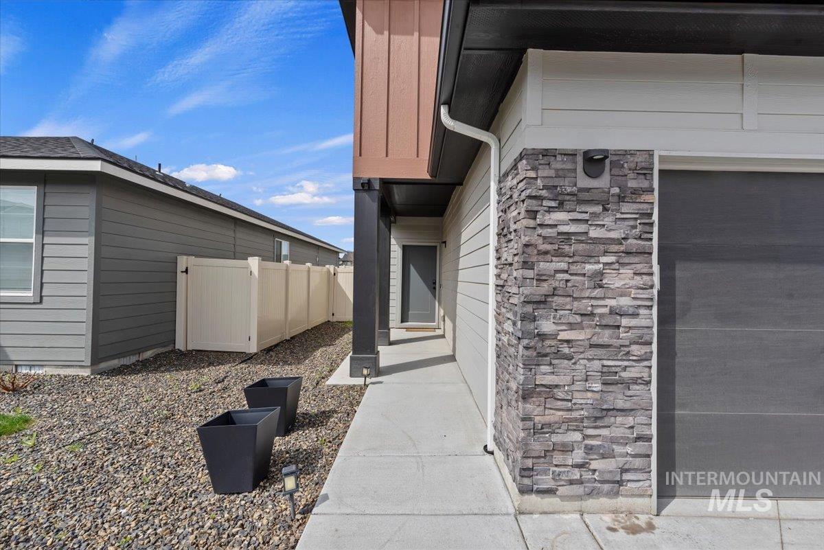 1781 S Seagrass Ave Property Photo 4