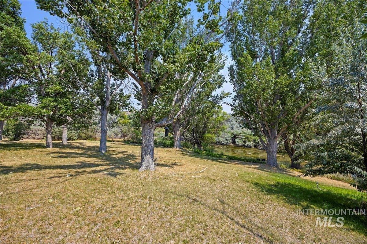 4806 Salmon Creek Dr Property Photo 32