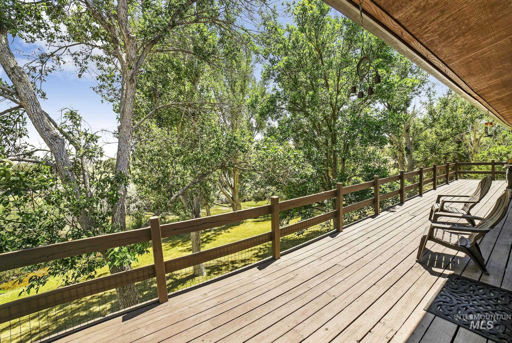 4806 Salmon Creek Dr Property Photo 4