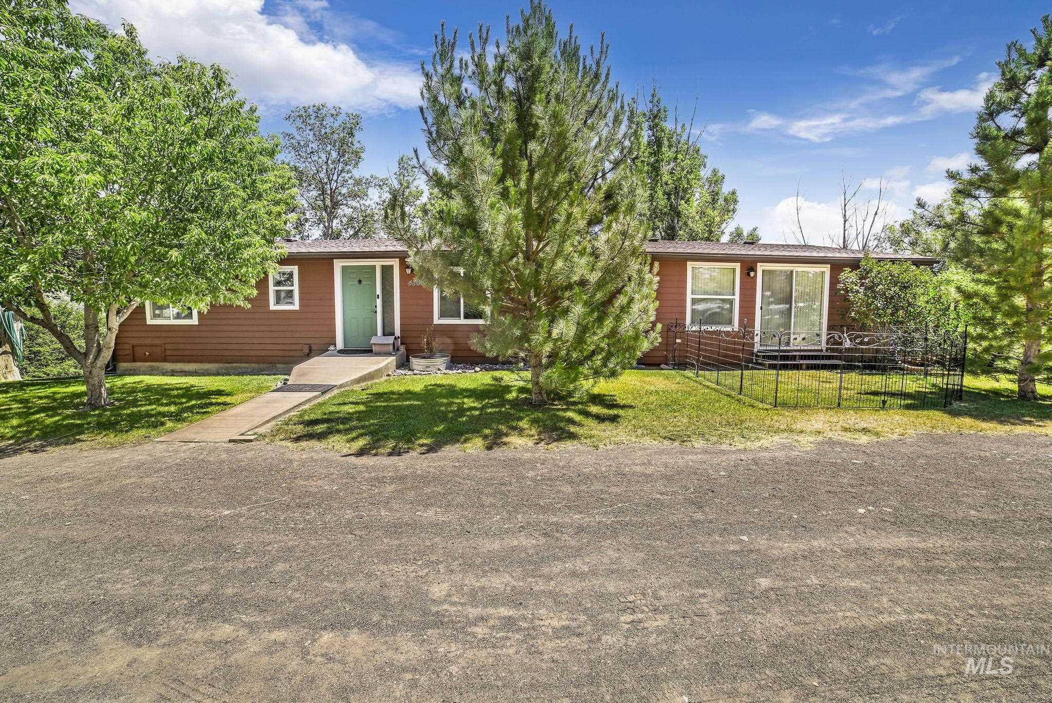 4806 Salmon Creek Dr Property Photo 6