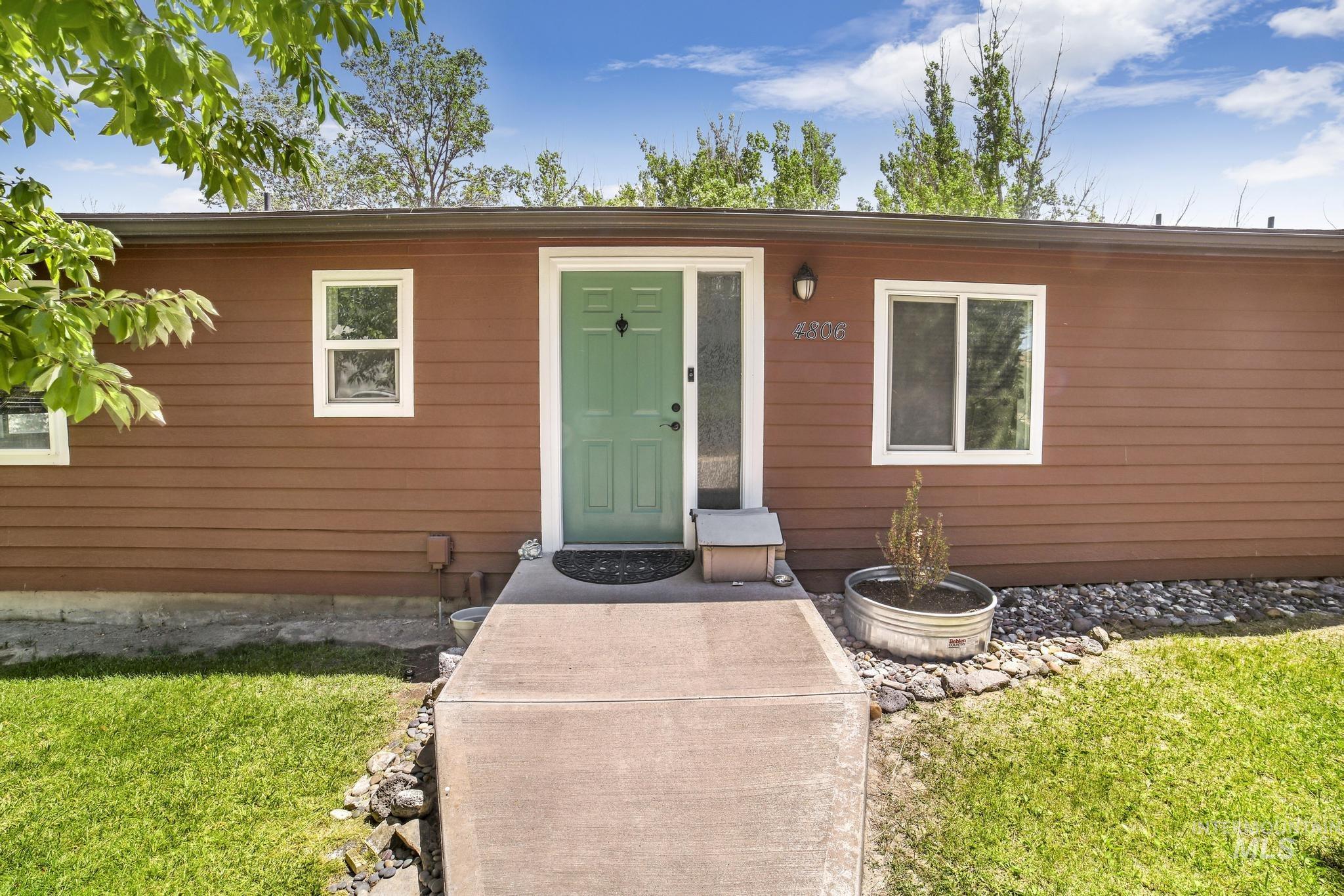 4806 Salmon Creek Dr Property Photo 7