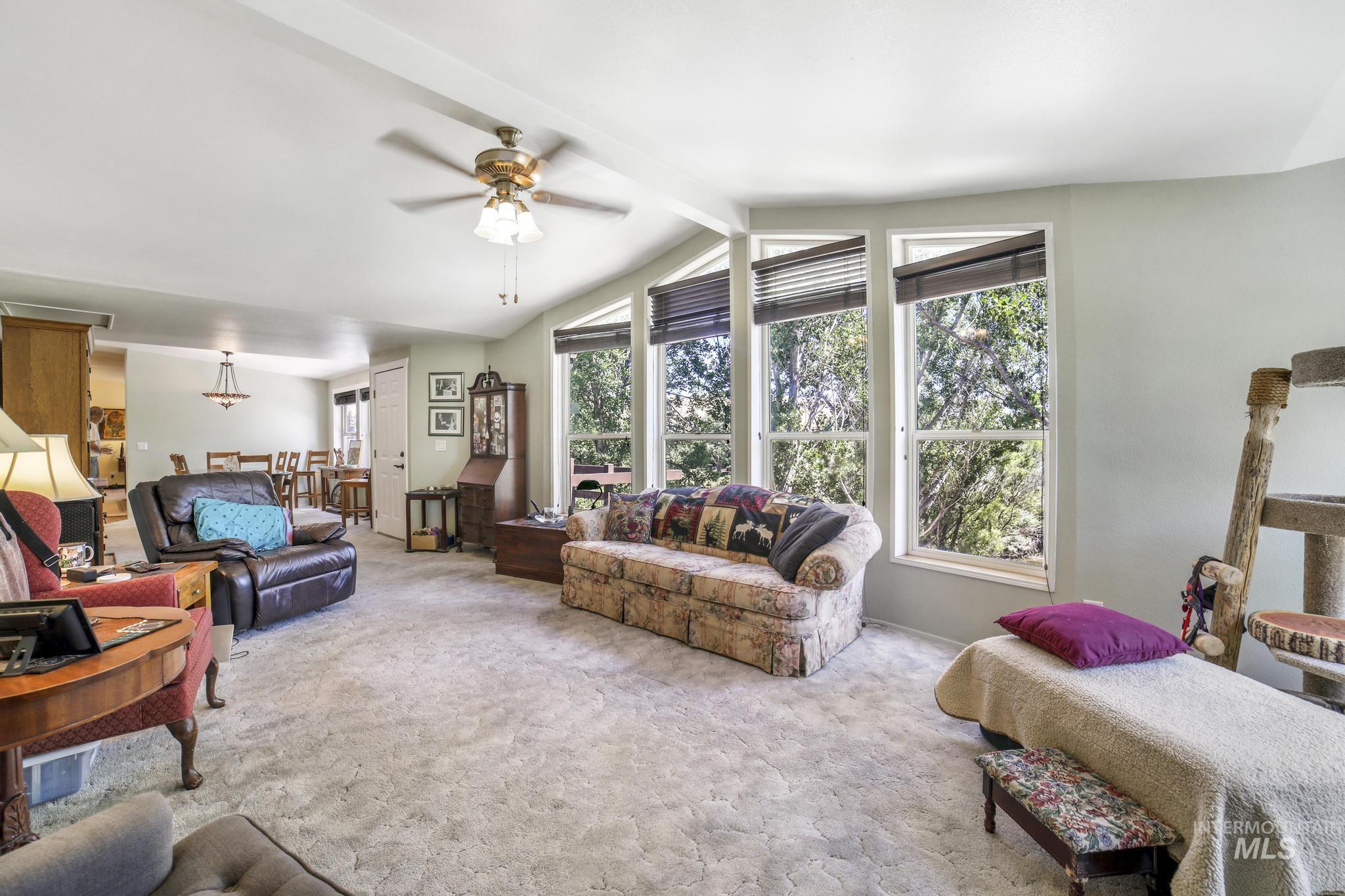 4806 Salmon Creek Dr Property Photo 18