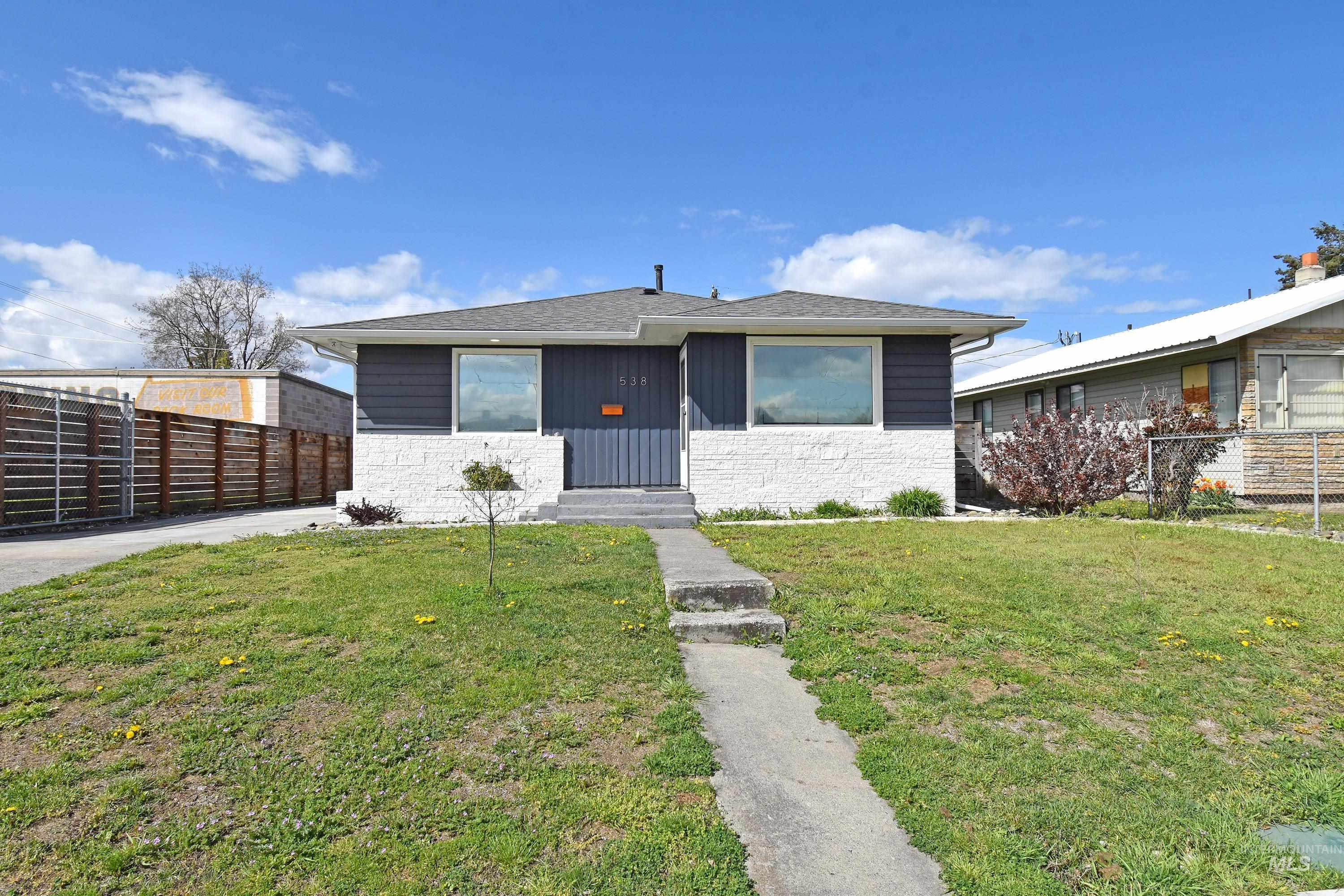 538 5th Street Property Photo
