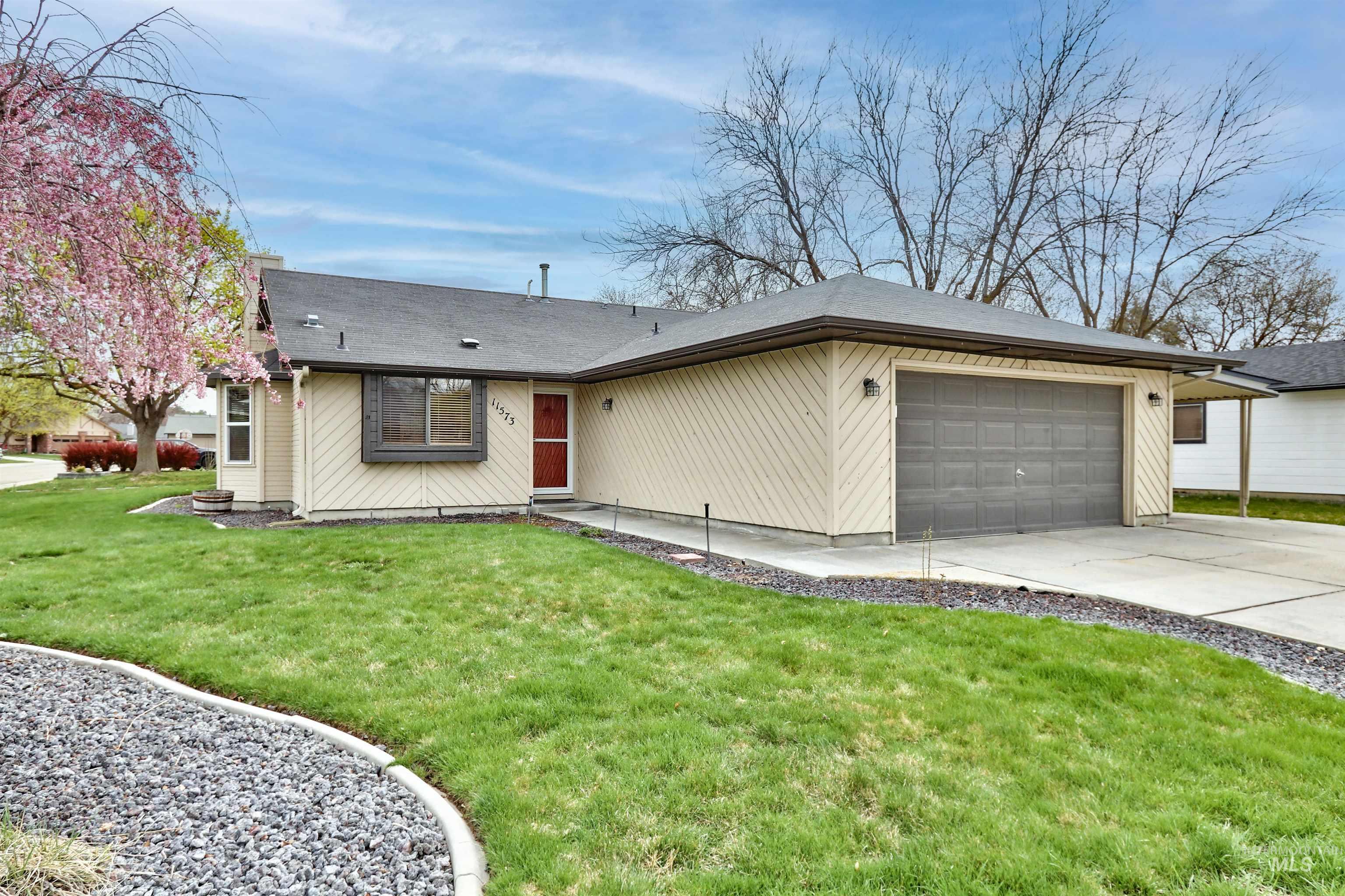 11573 W Ginger Creek Dr Property Photo 2