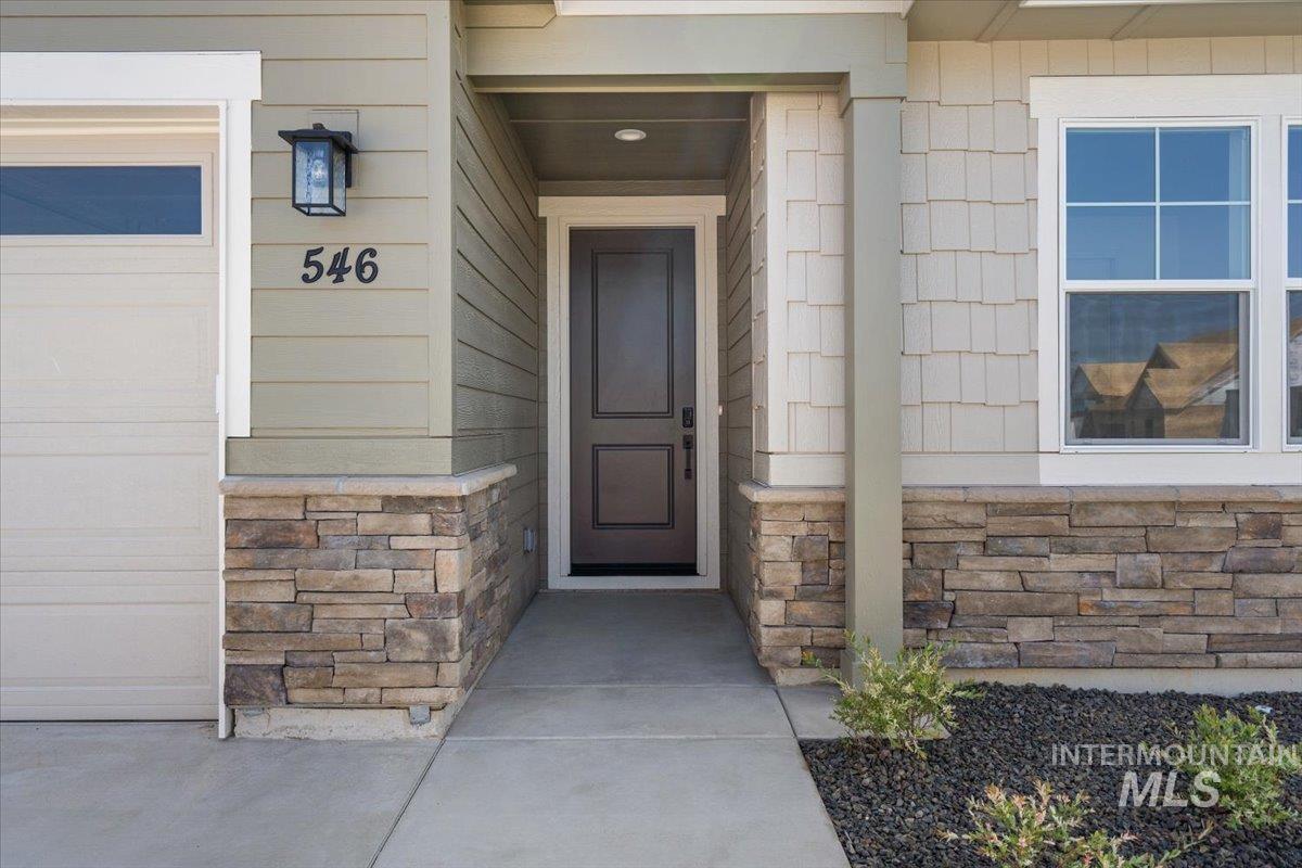 546 Thistle Hills Ave Property Photo 3
