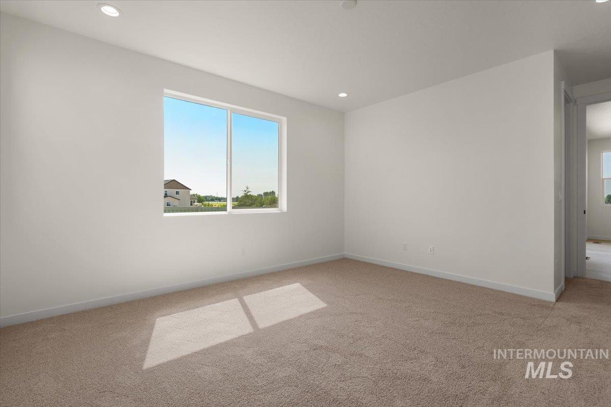 546 Thistle Hills Ave Property Photo 19
