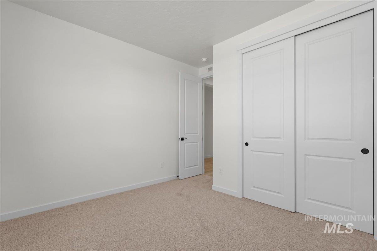 546 Thistle Hills Ave Property Photo 24