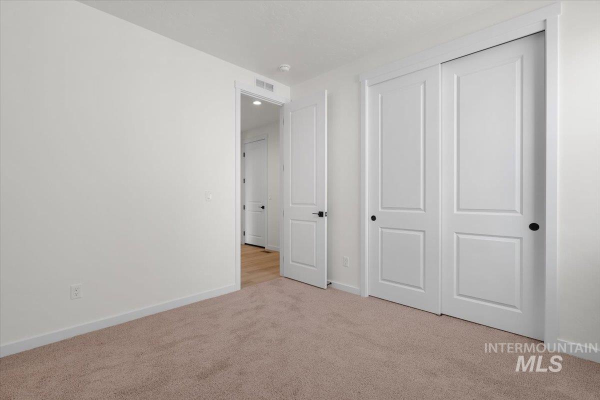 546 Thistle Hills Ave Property Photo 32