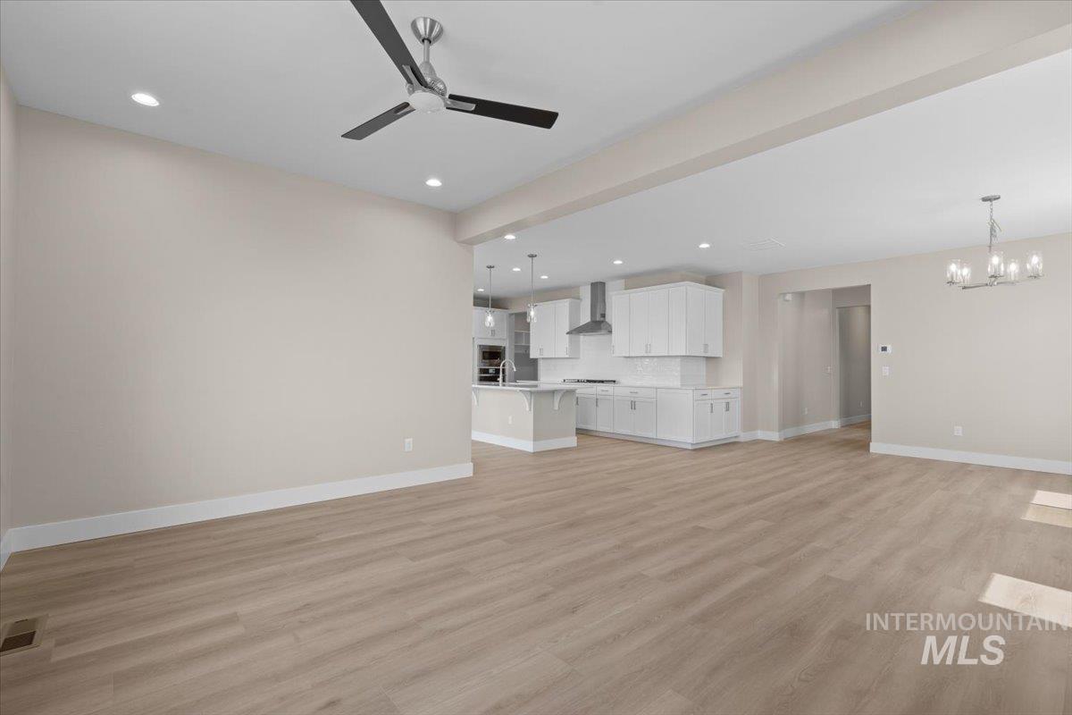 393 N Tempsford Way Property Photo 12