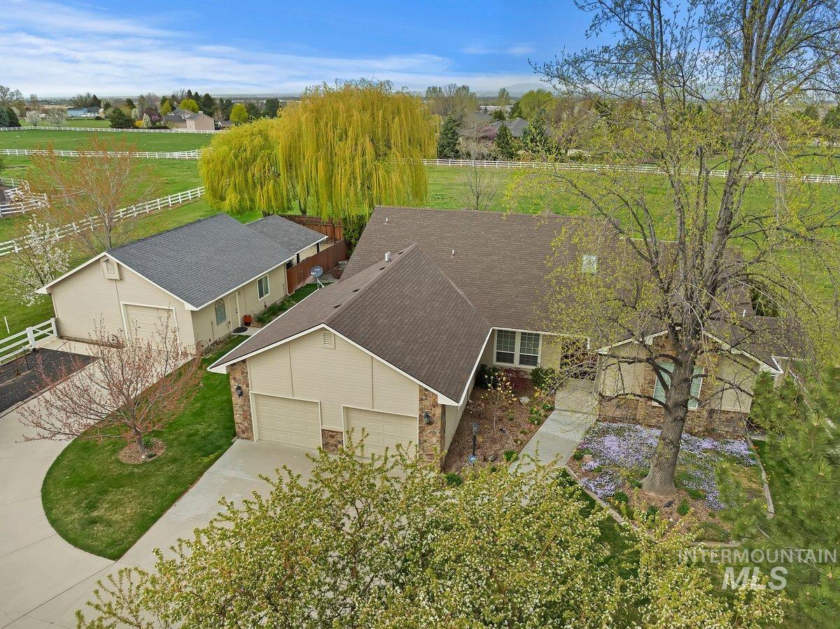 1760 W Verneal Property Photo 3