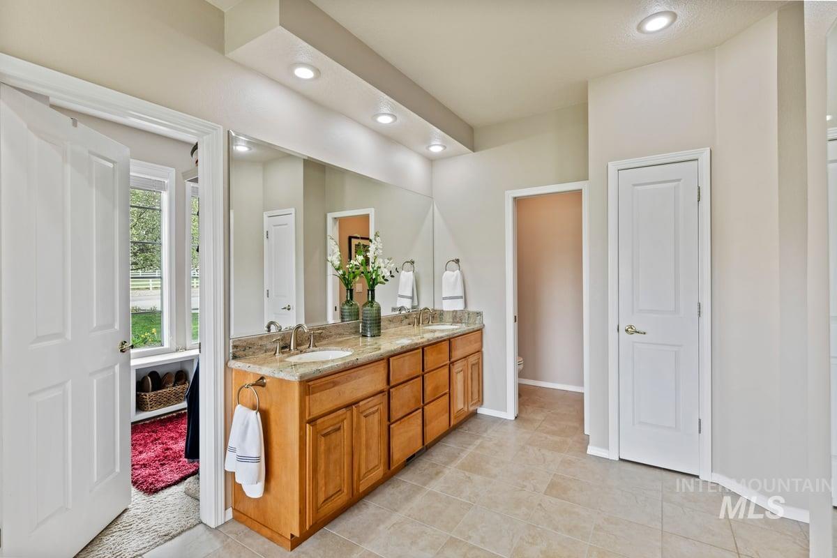 1760 W Verneal Property Photo 19