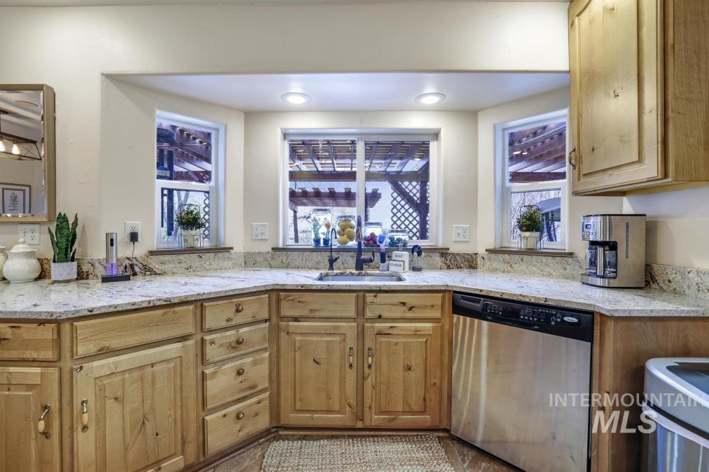 267 Dollar Hide Way Property Photo 14