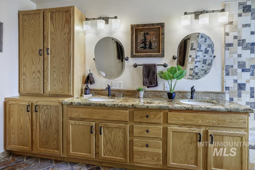 267 Dollar Hide Way Property Photo 20