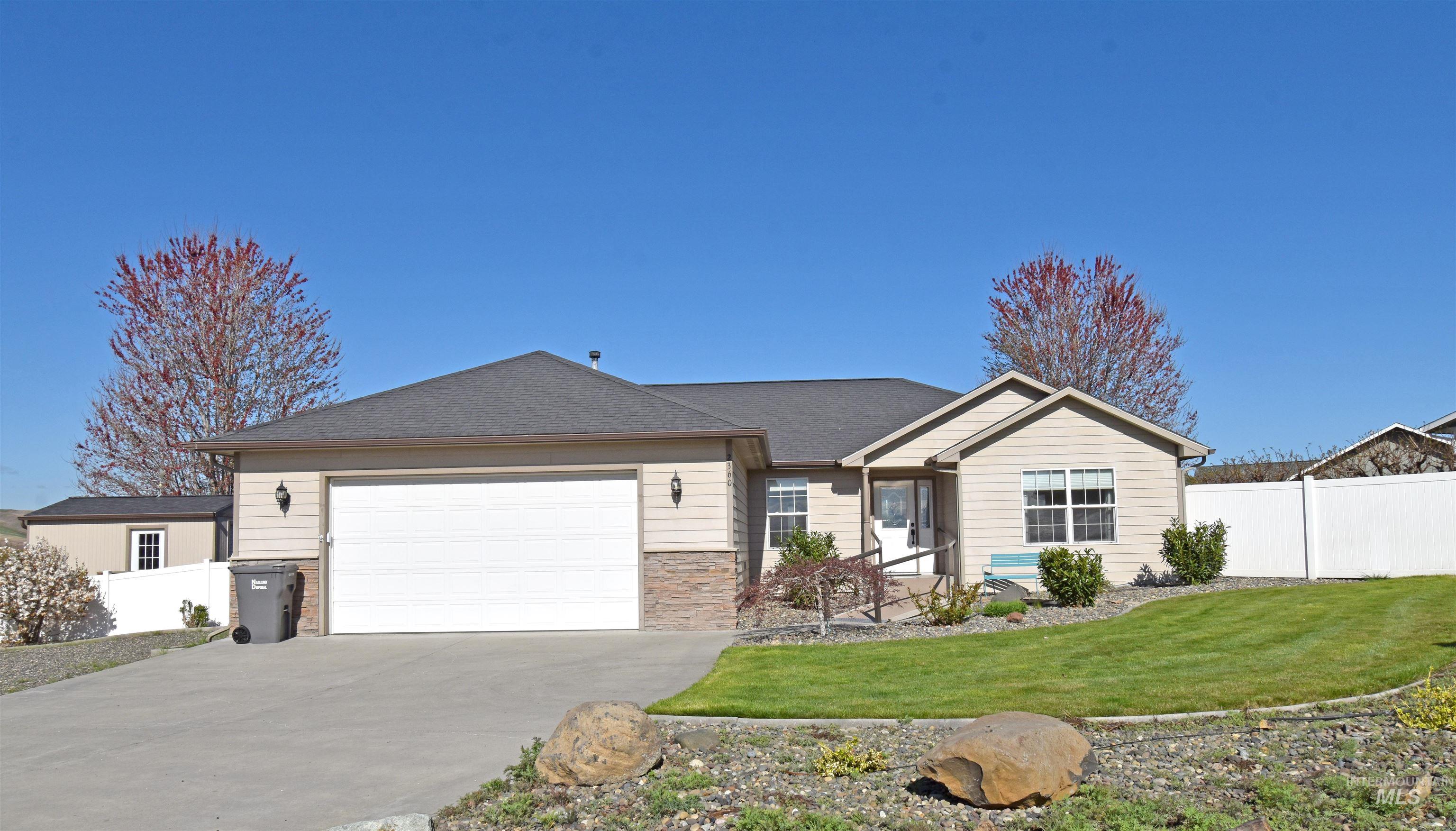 2360 Deer Pointe Drive Property Photo
