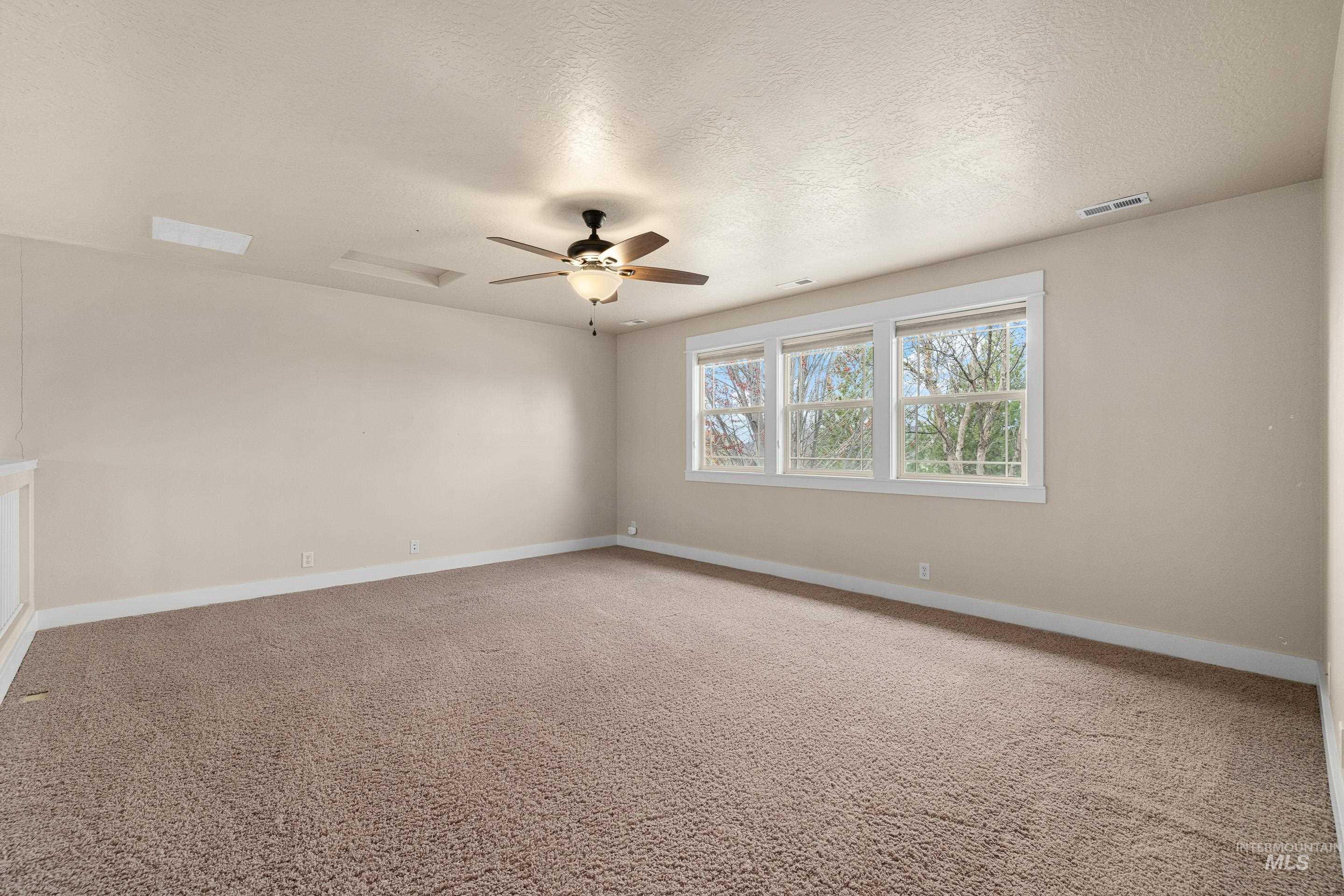 527 N Lyngate Pl Property Photo 29