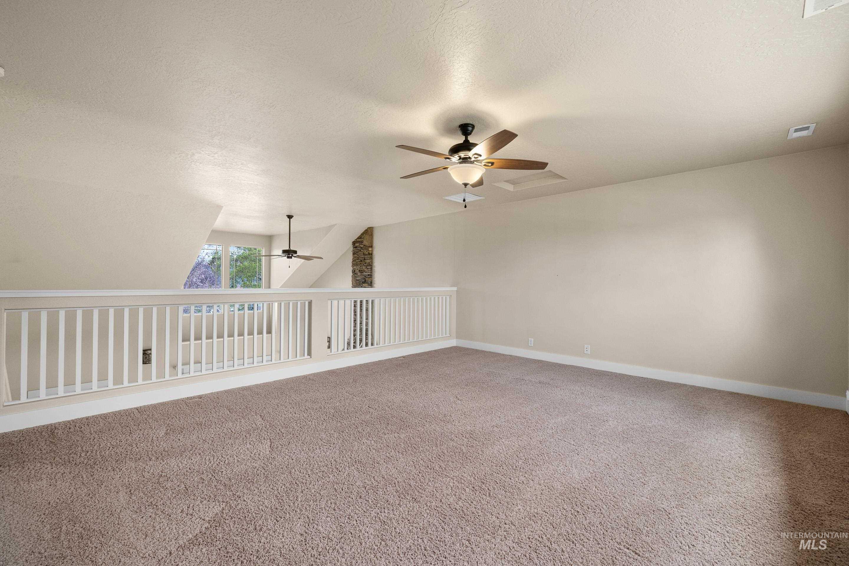 527 N Lyngate Pl Property Photo 30
