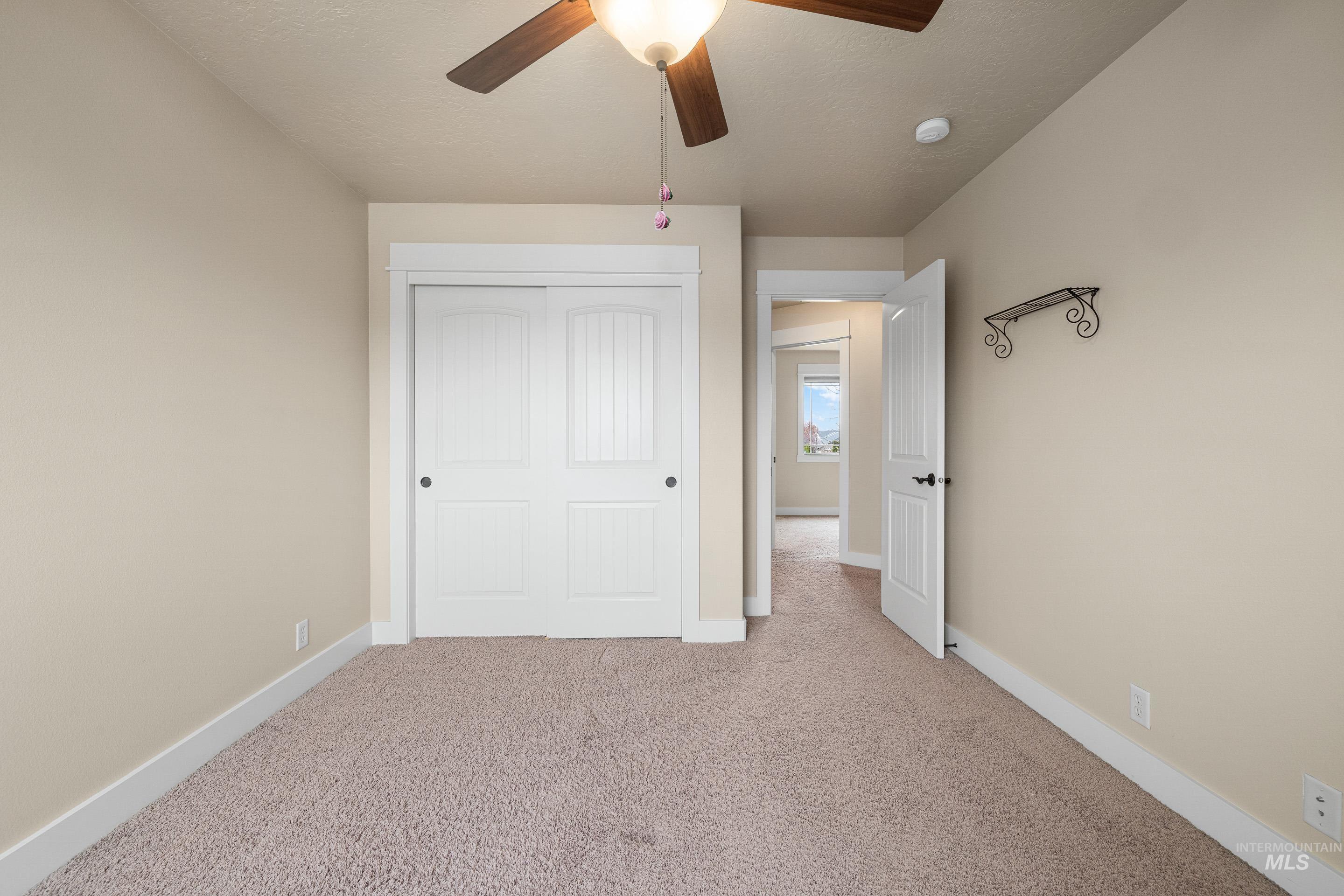 527 N Lyngate Pl Property Photo 34