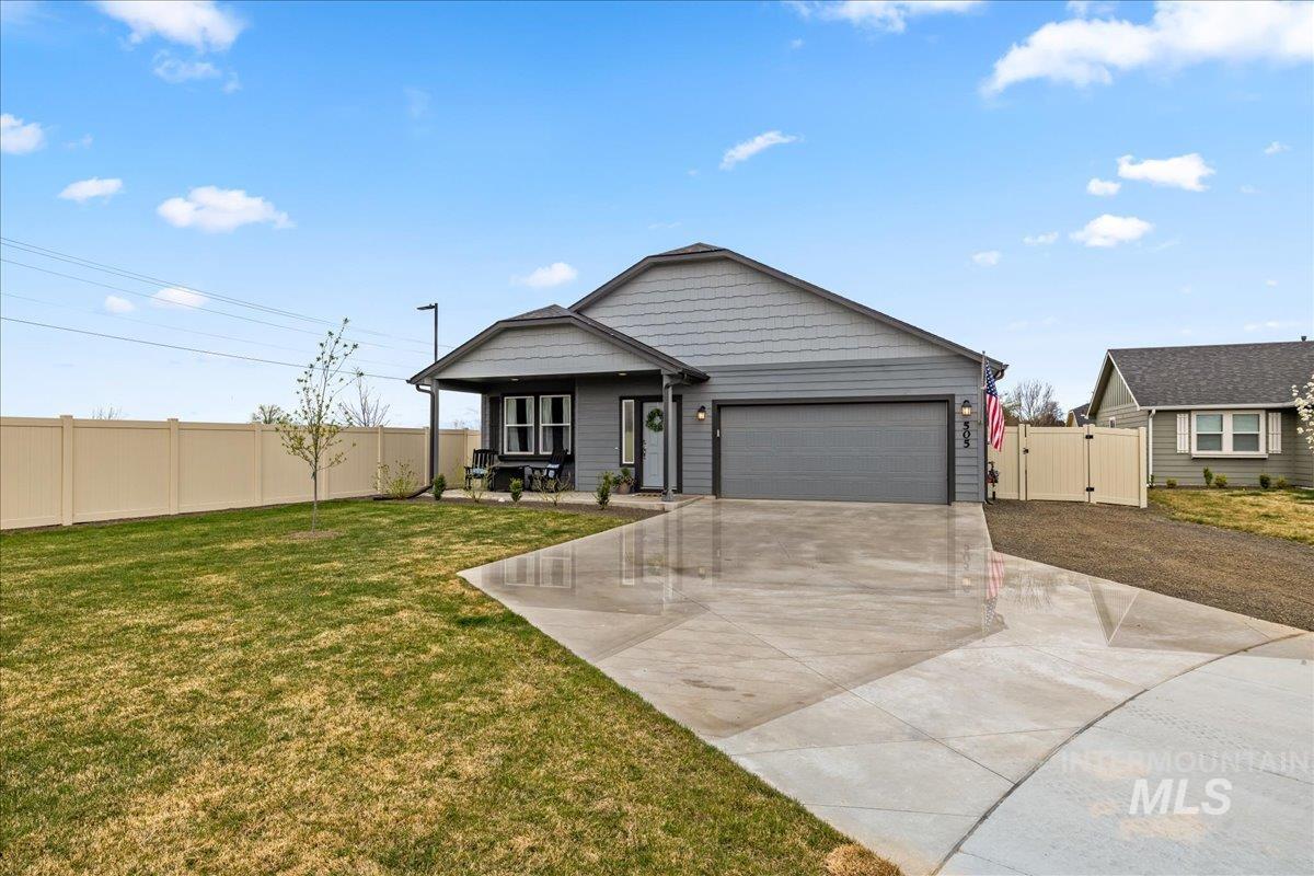 505 Bolson Place Property Photo 2