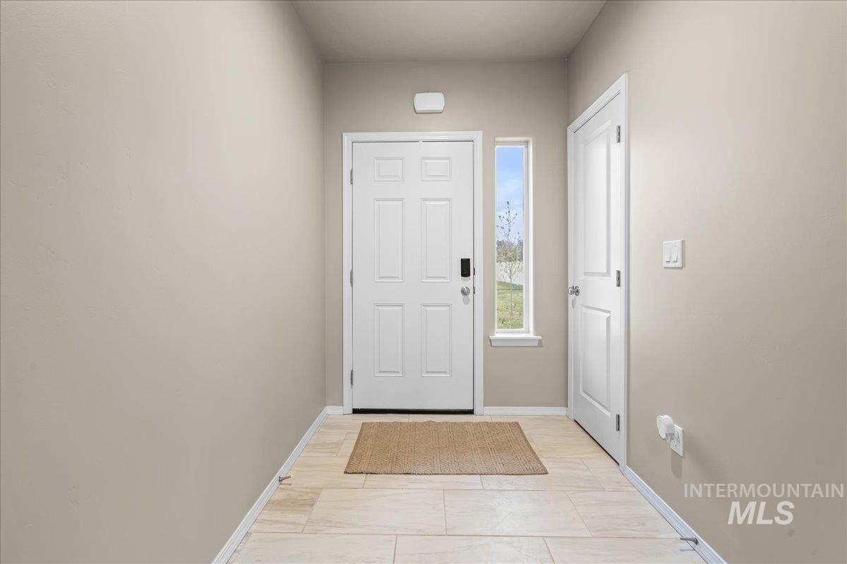 505 Bolson Place Property Photo 4