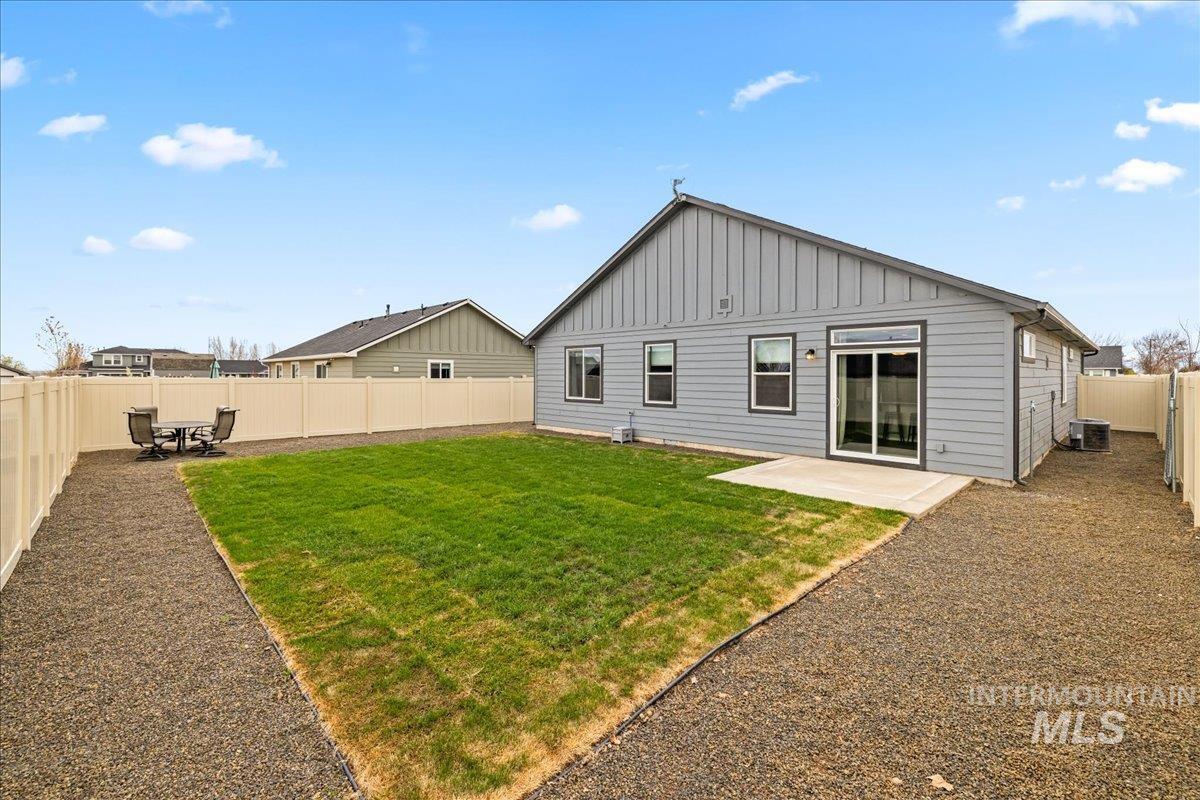 505 Bolson Place Property Photo 28