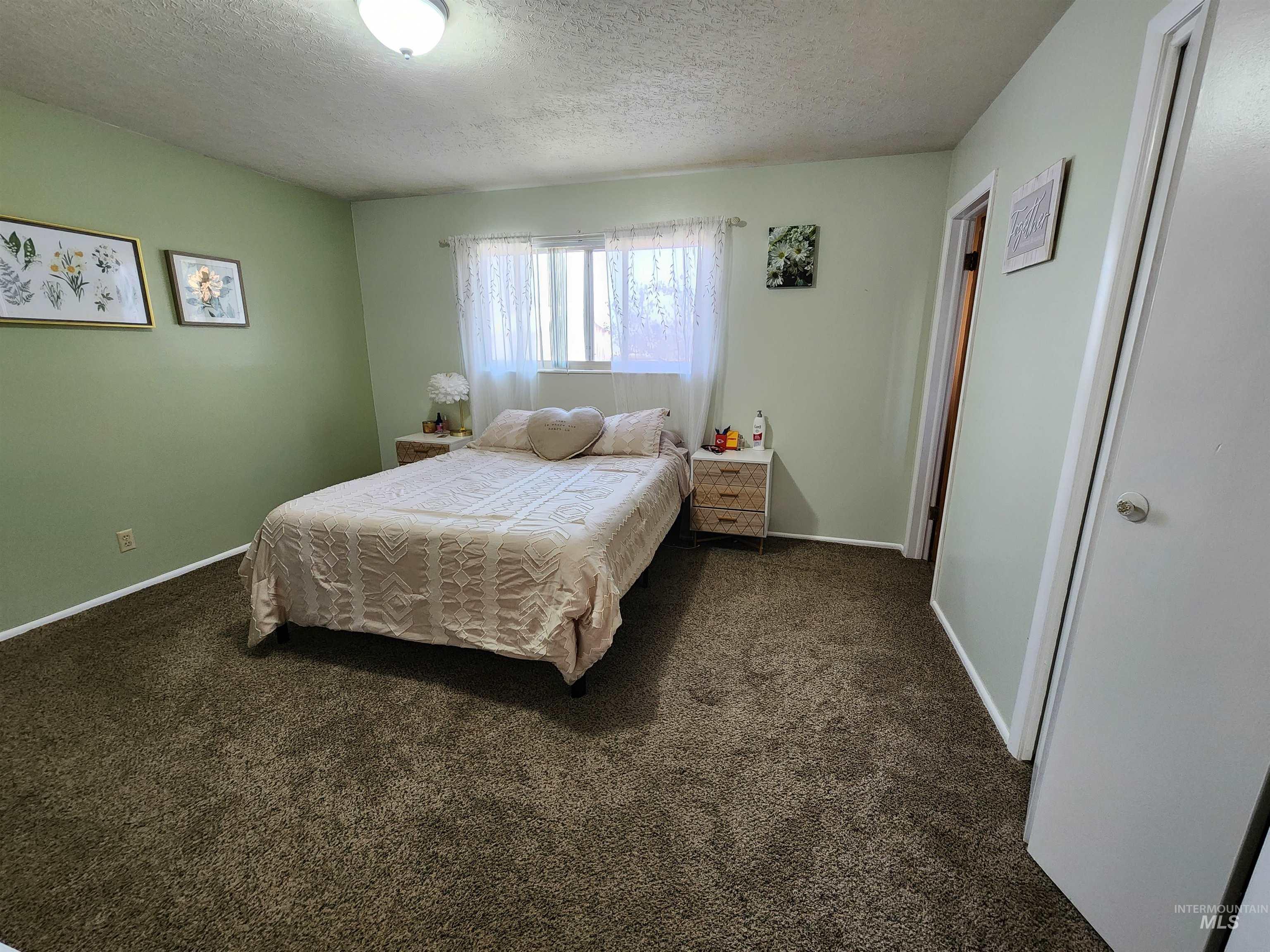2863 Berkeley Property Photo 3
