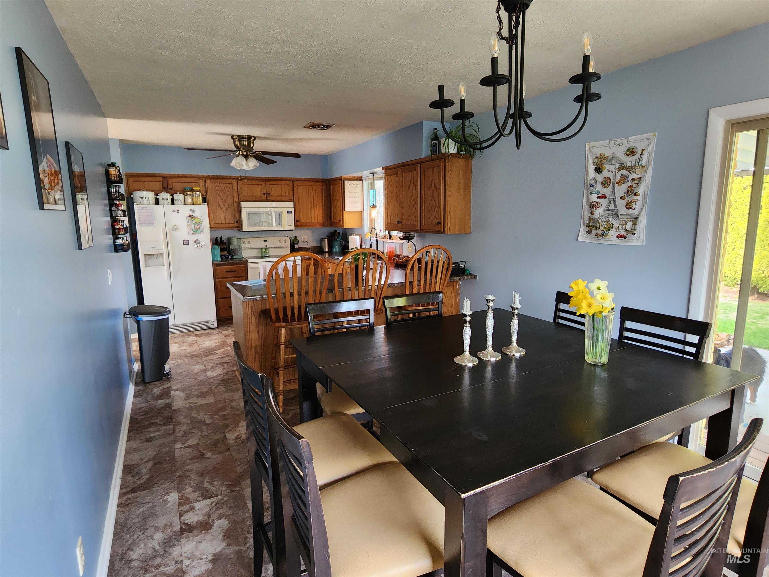 2863 Berkeley Property Photo 8