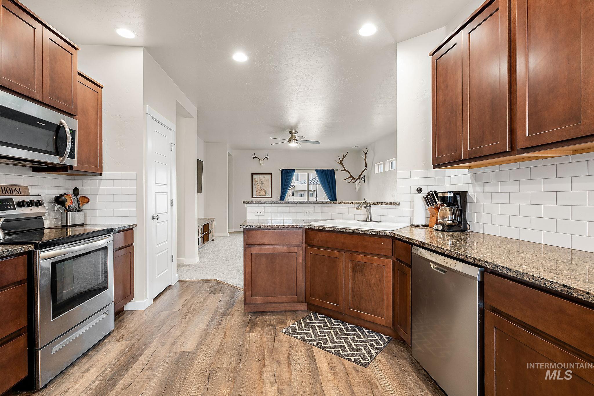 1118 Argence Property Photo 8