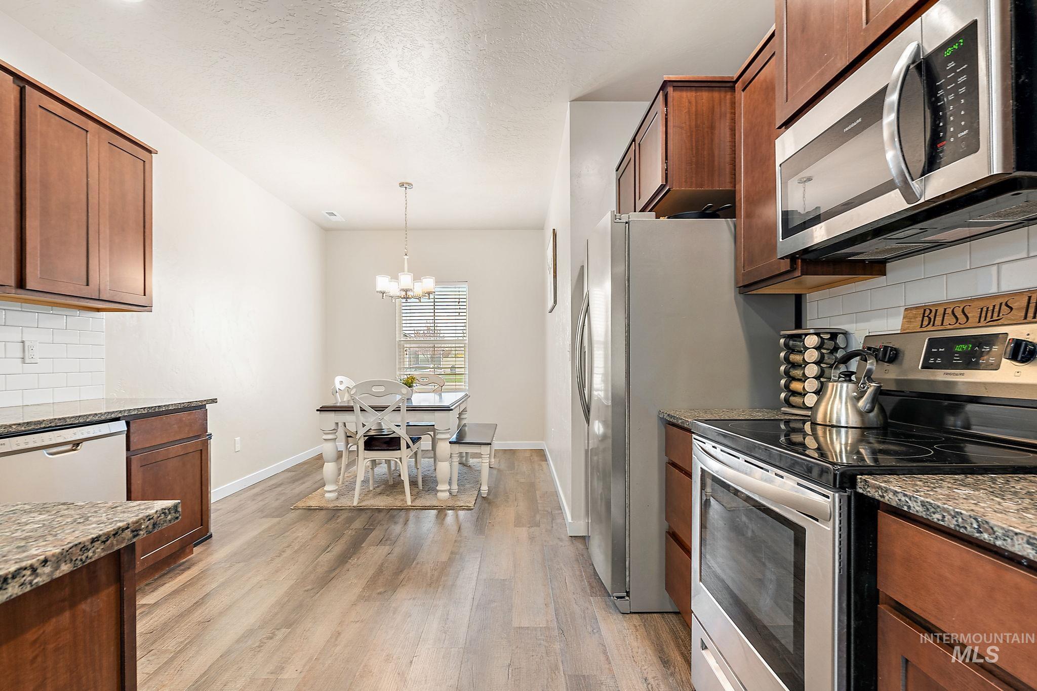 1118 Argence Property Photo 10