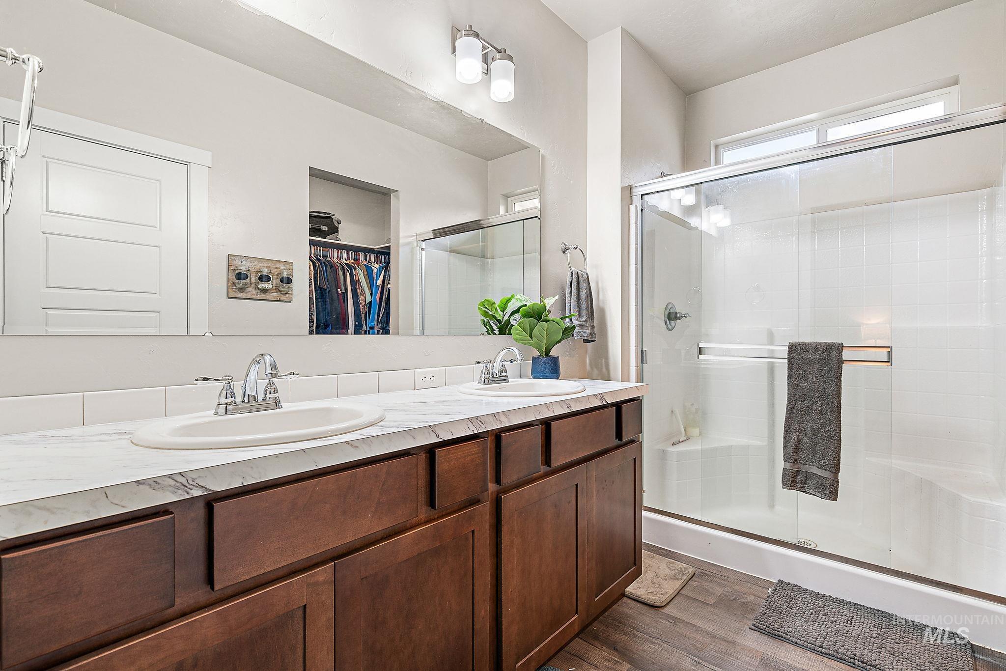 1118 Argence Property Photo 14