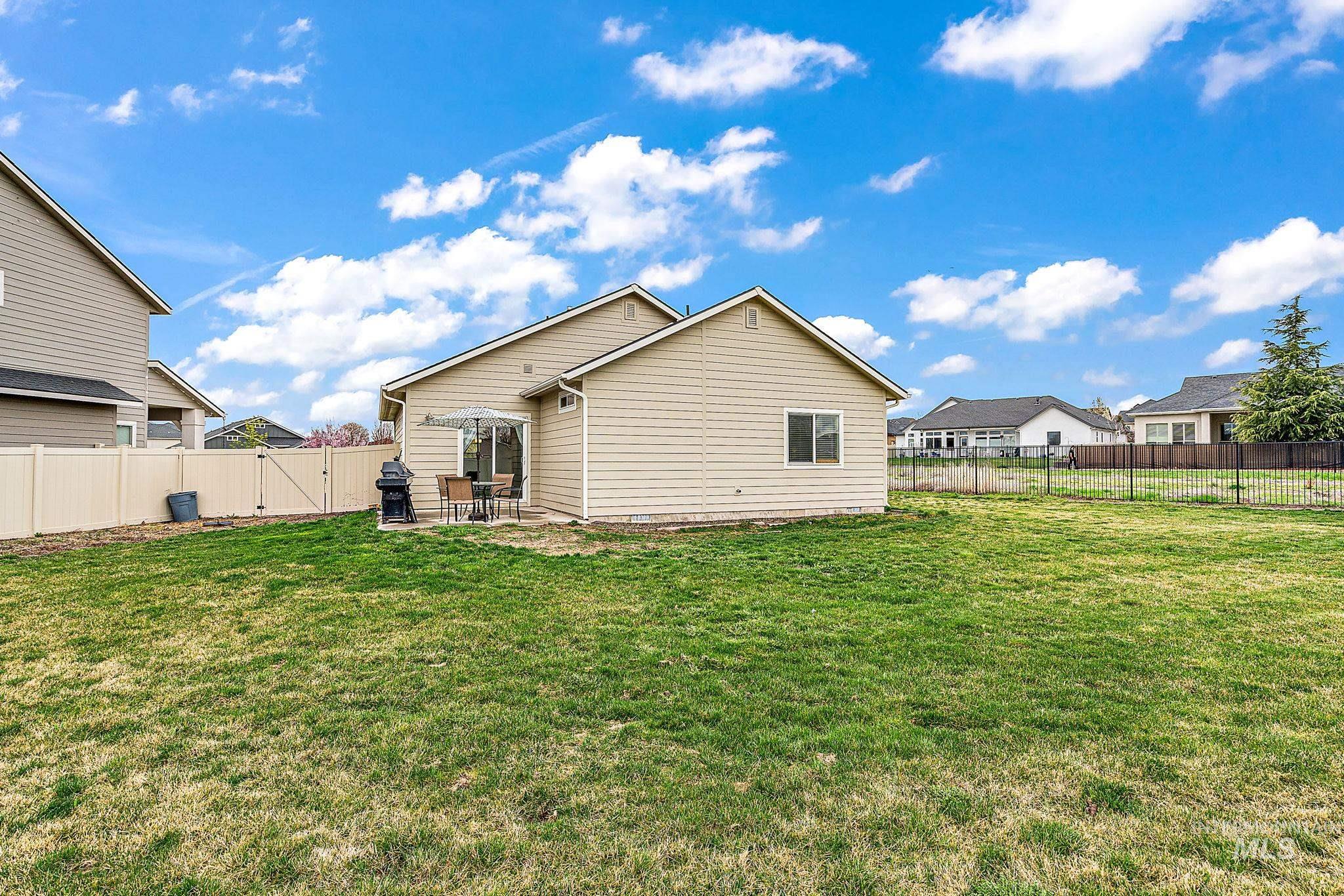 1118 Argence Property Photo 21