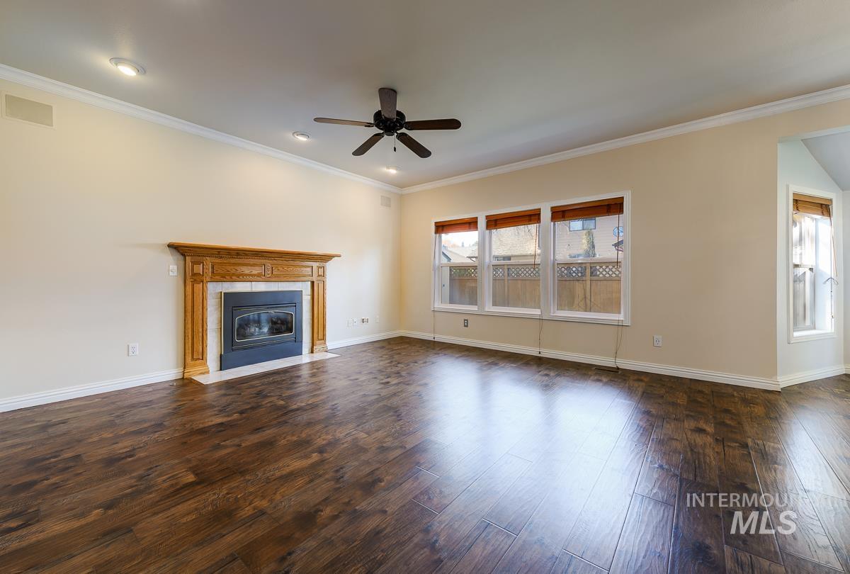 5117 W Cove St Property Photo 11