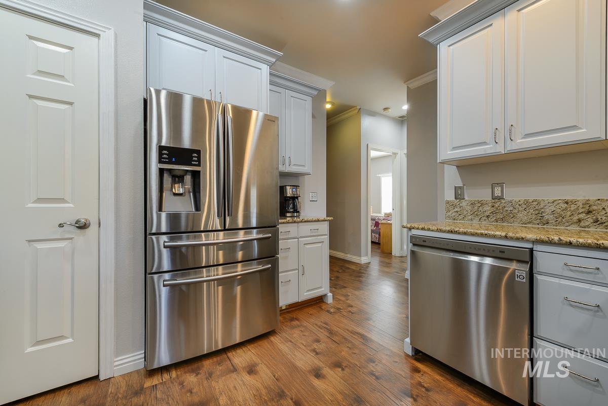 5117 W Cove St Property Photo 18