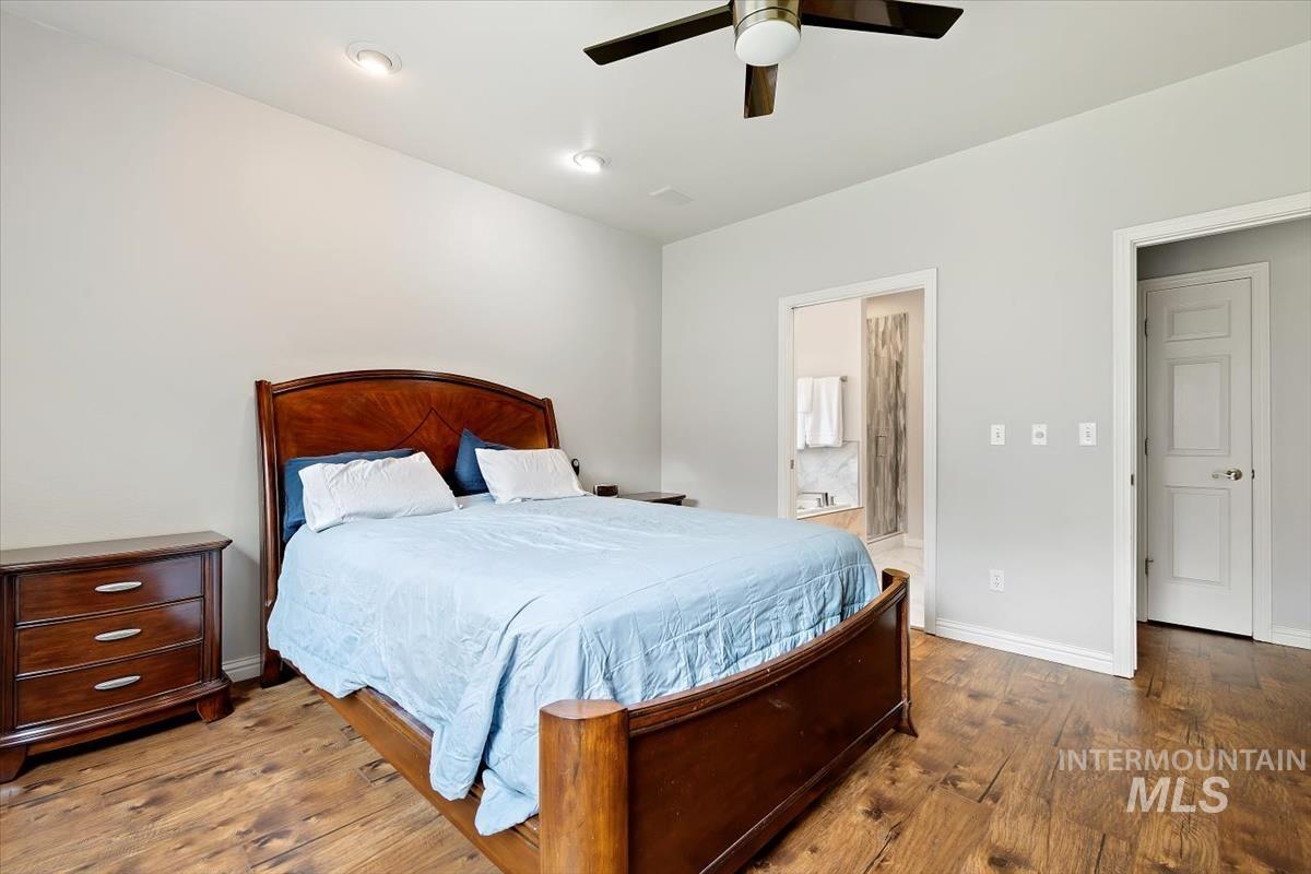 5117 W Cove St Property Photo 22