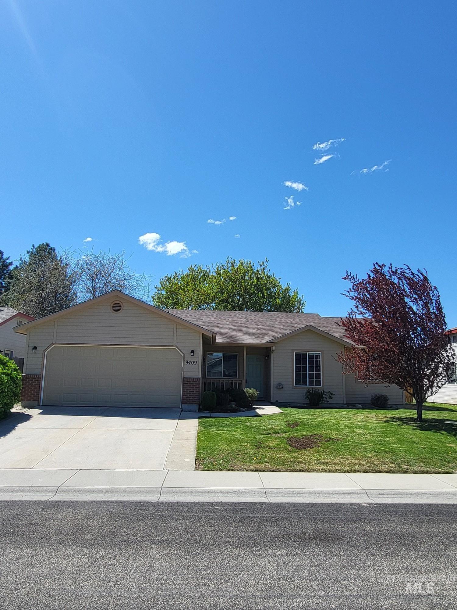 9409 W Wakefield Ct. Property Photo 1